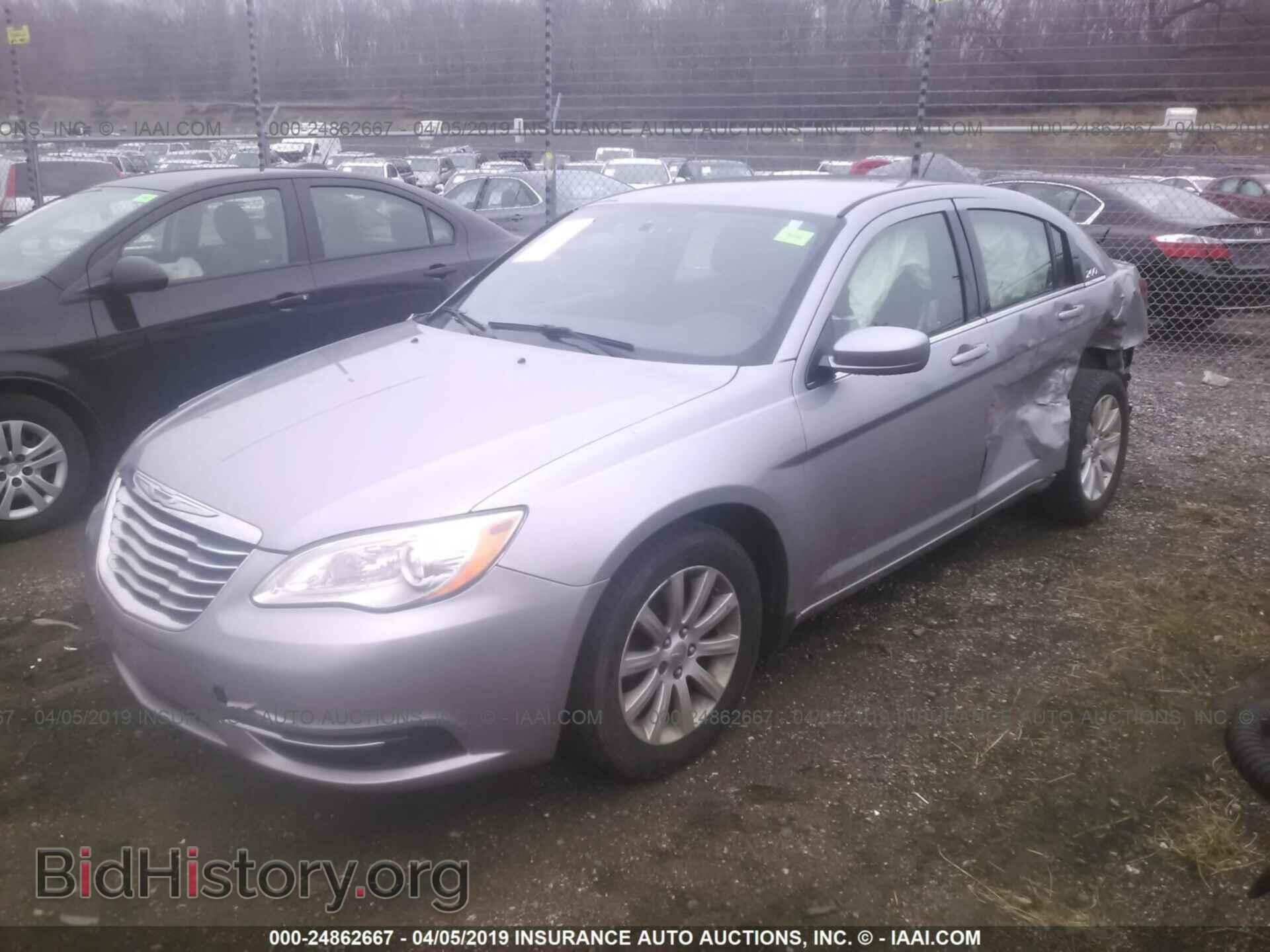 2014 CHRYSLER 200 - VIN: 1C3CCBBG7EN115137 - Фото 2