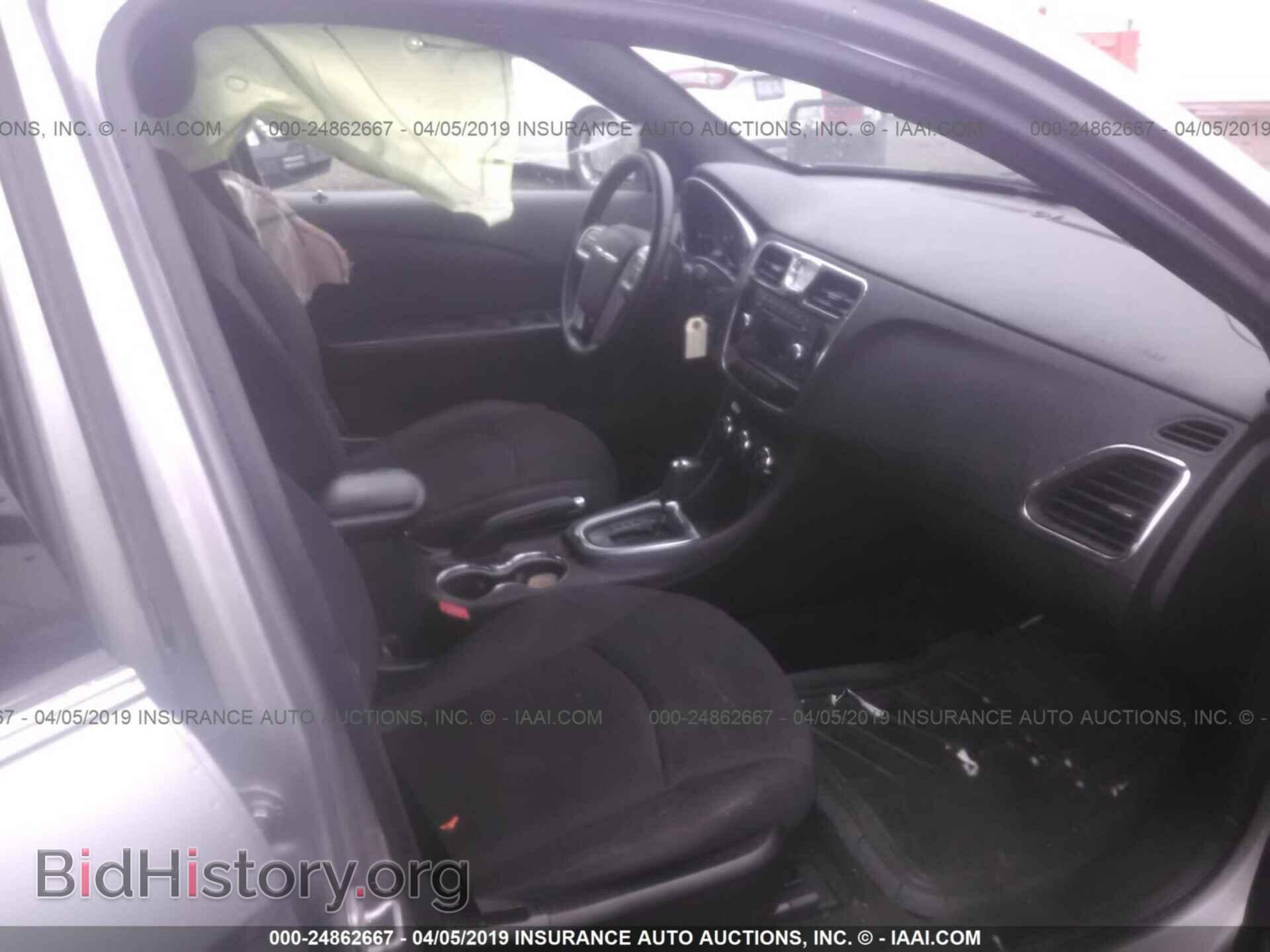 2014 CHRYSLER 200 - VIN: 1C3CCBBG7EN115137 - Фото 5