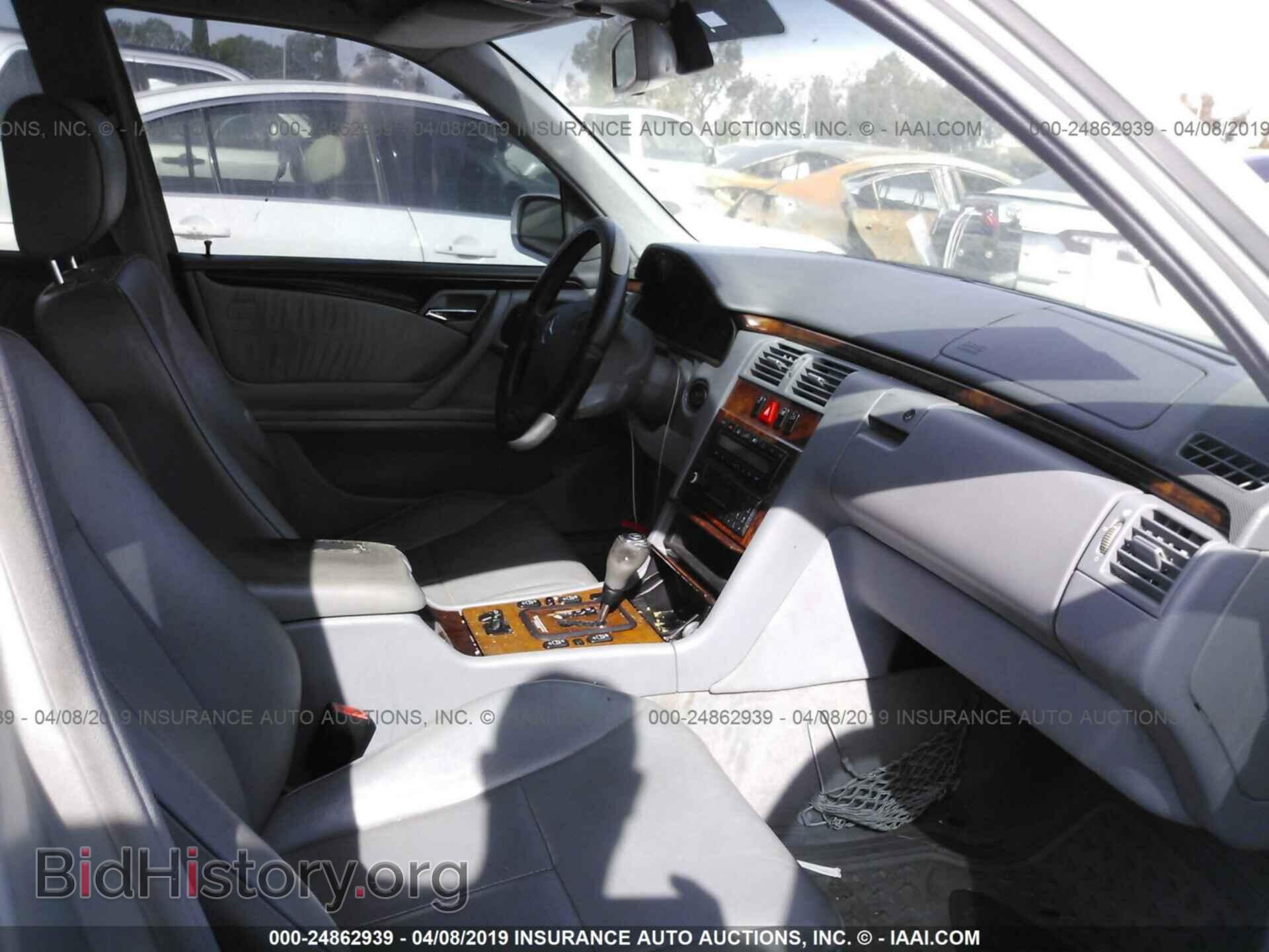 2000 MERCEDES-BENZ E - VIN: WDBJF65J0YB033201 - Photo 5