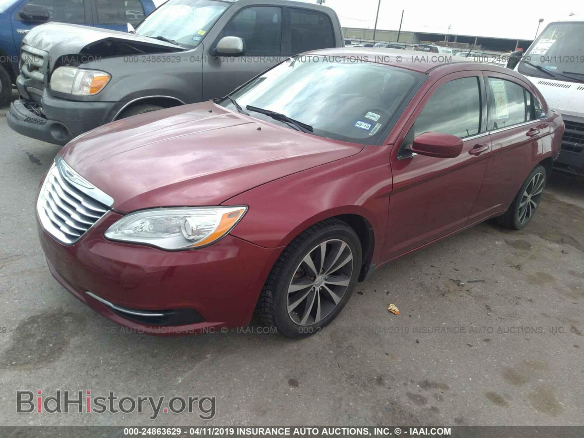2013 CHRYSLER 200 - VIN: 1C3CCBAB3DN704416 - Photo 2