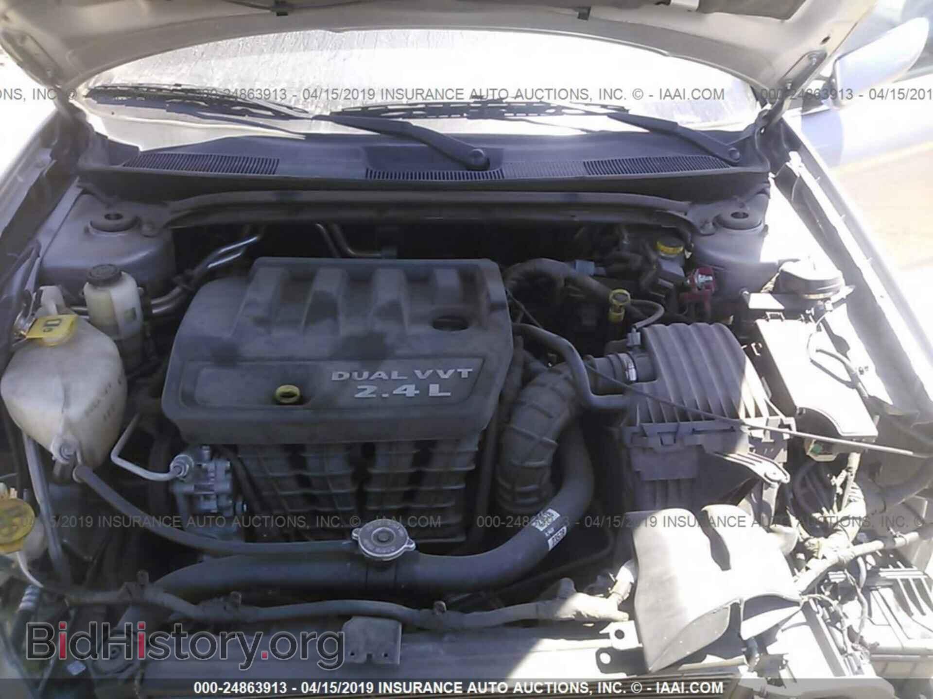2013 CHRYSLER 200 - VIN: 1C3CCBAB0DN640741 - Фото 10