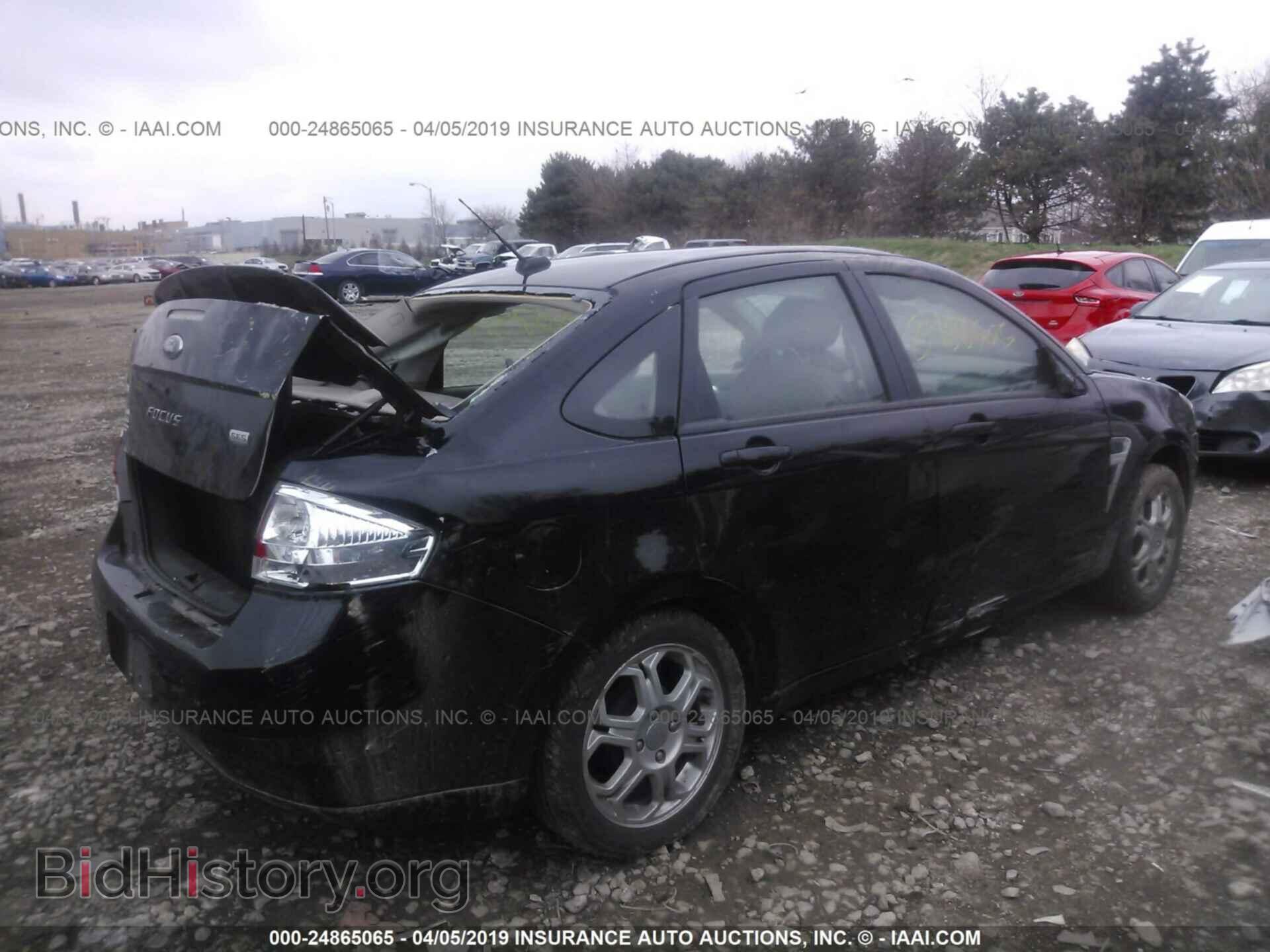 2008 FORD FOCUS - VIN: 1FAHP35NX8W183068 - Фото 4