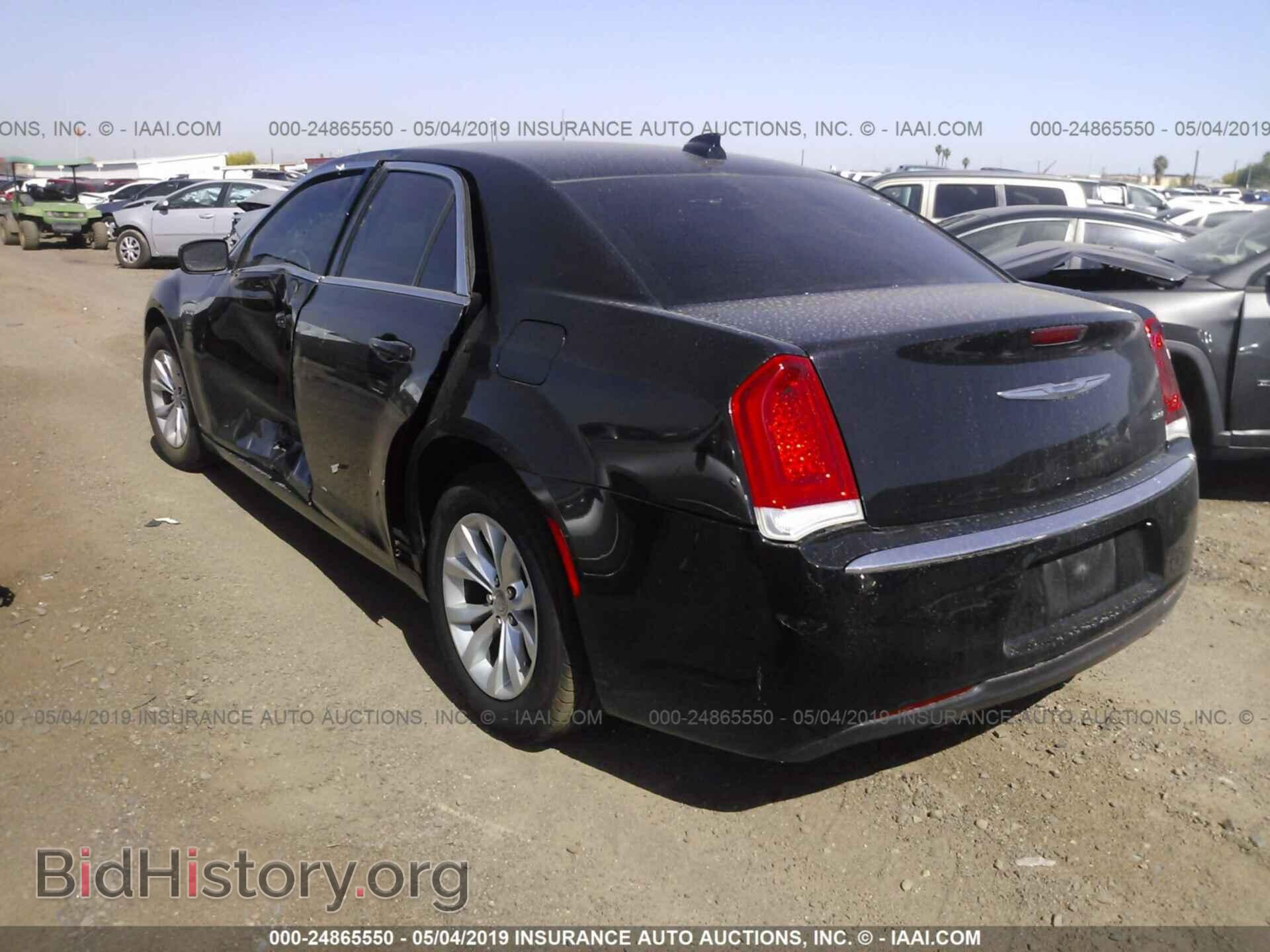 2015 CHRYSLER 300 - VIN: 2C3CCAAG3FH807580 - Фото 3