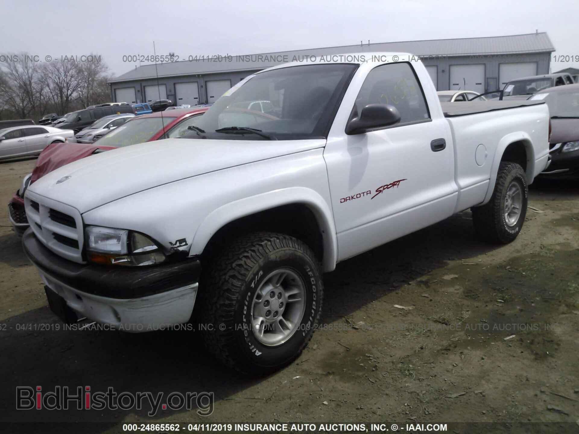 1997 DODGE DAKOTA - VIN: 1B7GG26X3VS187773 - Фото 2