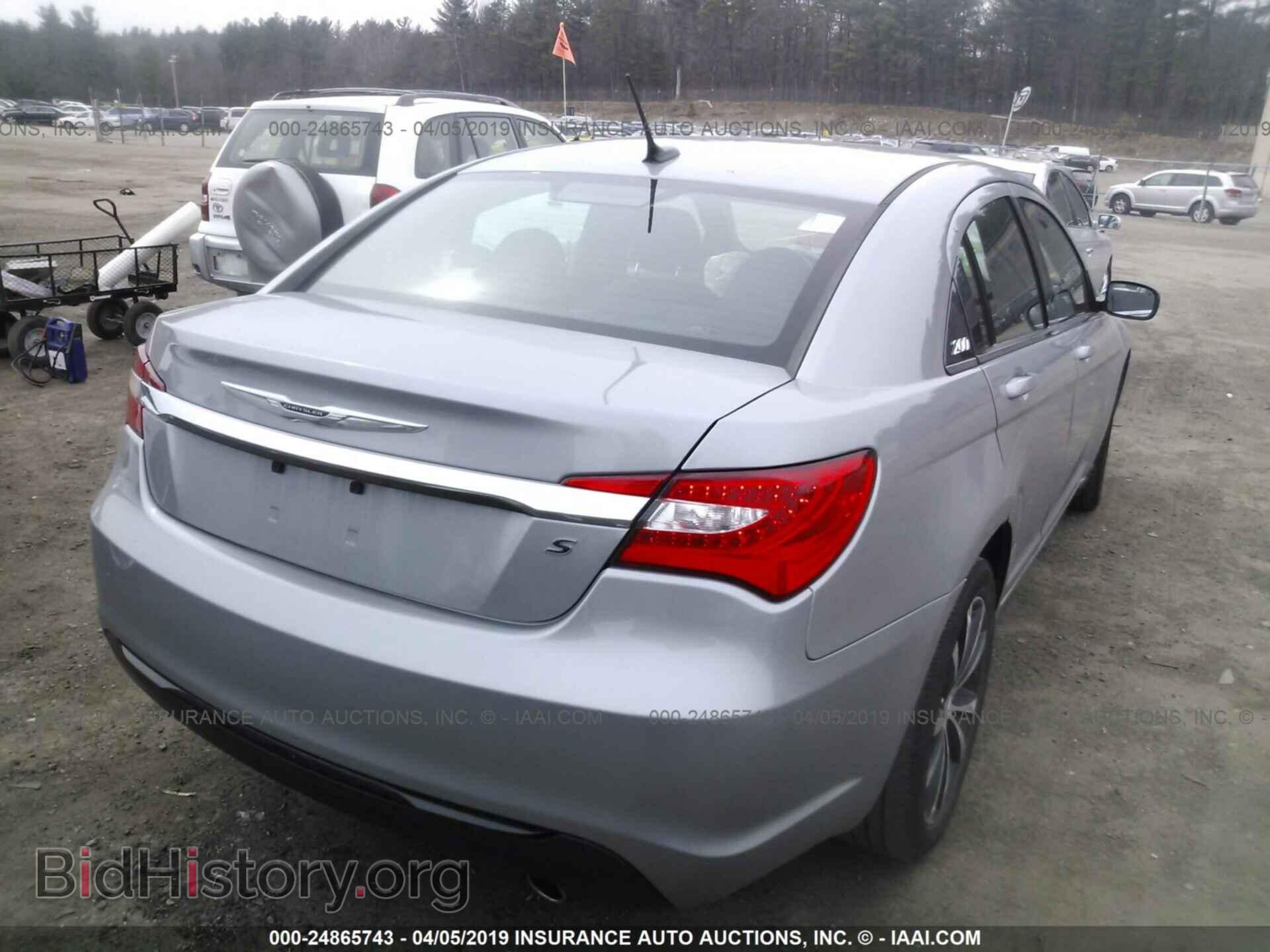 2013 CHRYSLER 200 - VIN: 1C3CCBBG4DN723826 - Photo 4