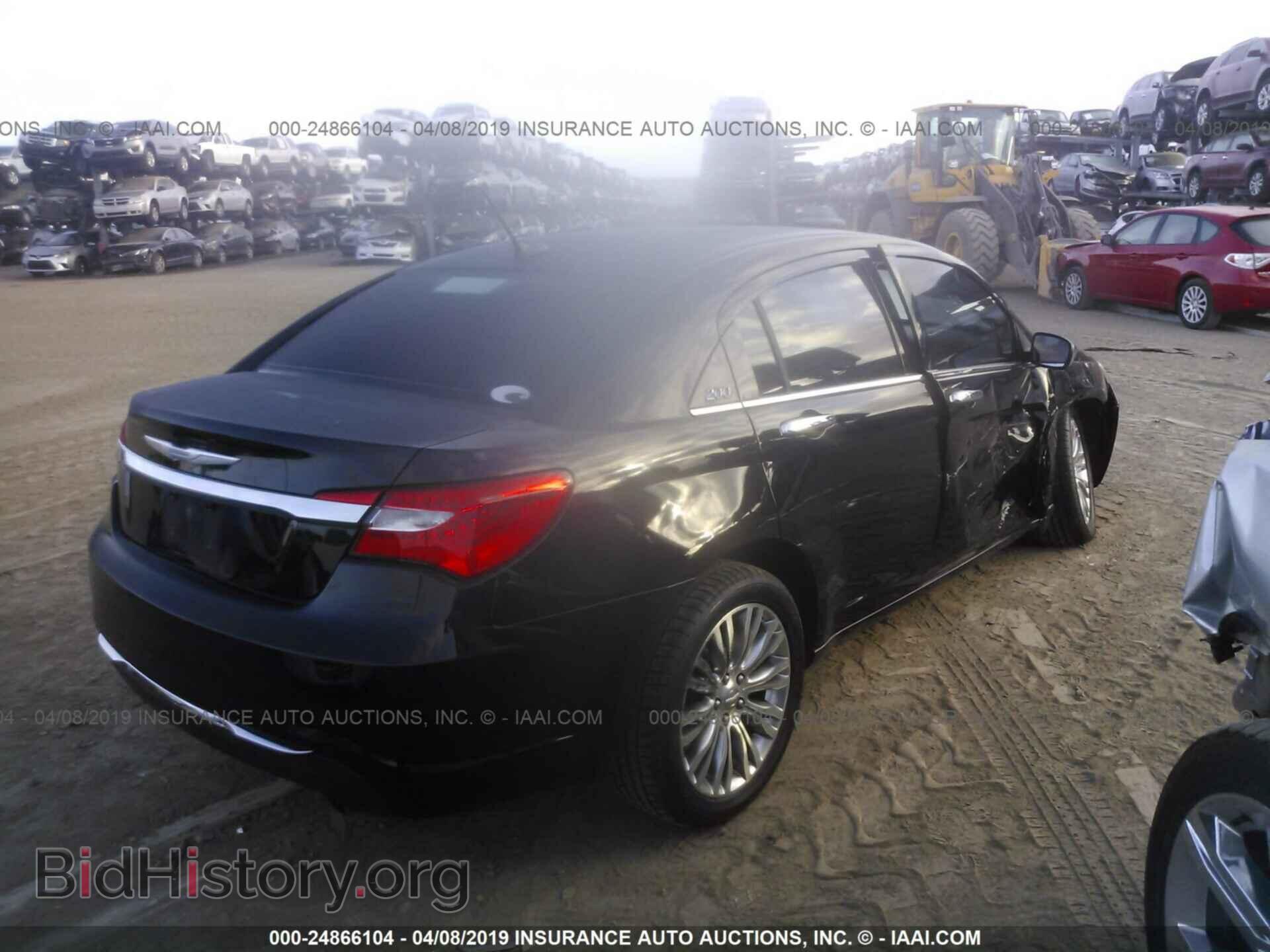 2011 CHRYSLER 200 - VIN: 1C3BC2FG7BN603442 - Фото 4