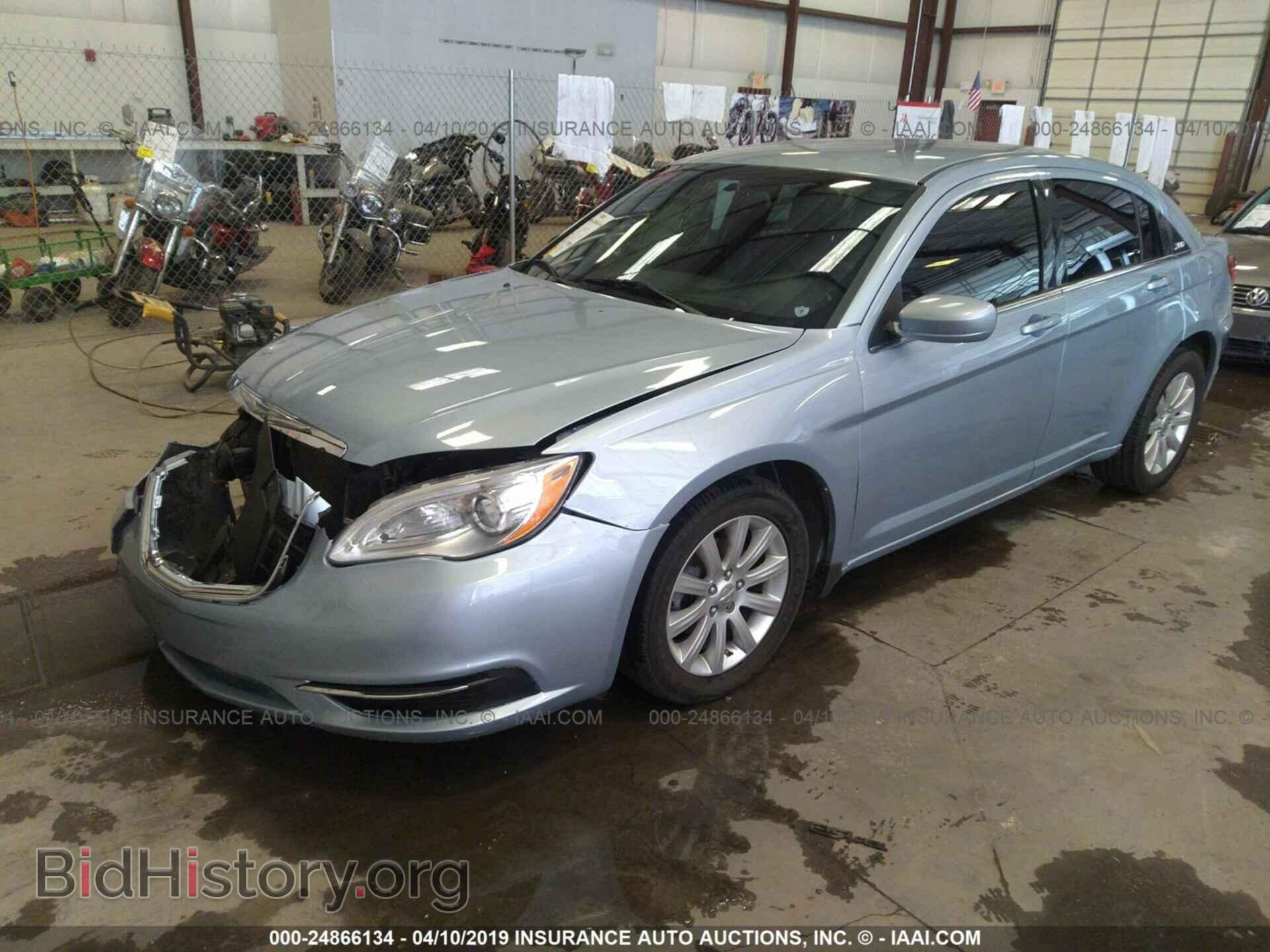 2012 CHRYSLER 200 - VIN: 1C3CCBBB3CN226365 - Фото 2