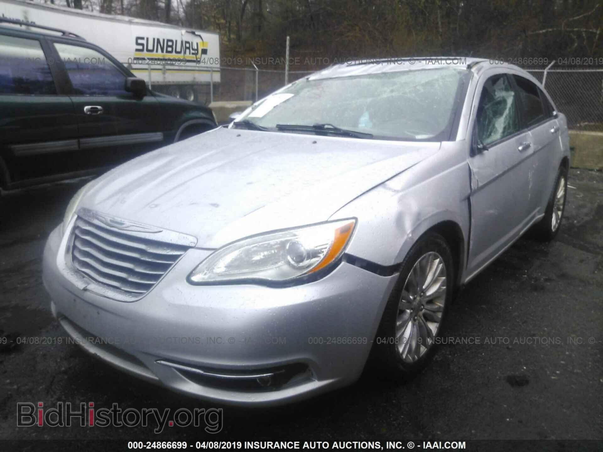 2012 CHRYSLER 200 - VIN: 1C3CCBCB5CN242176 - Фото 2