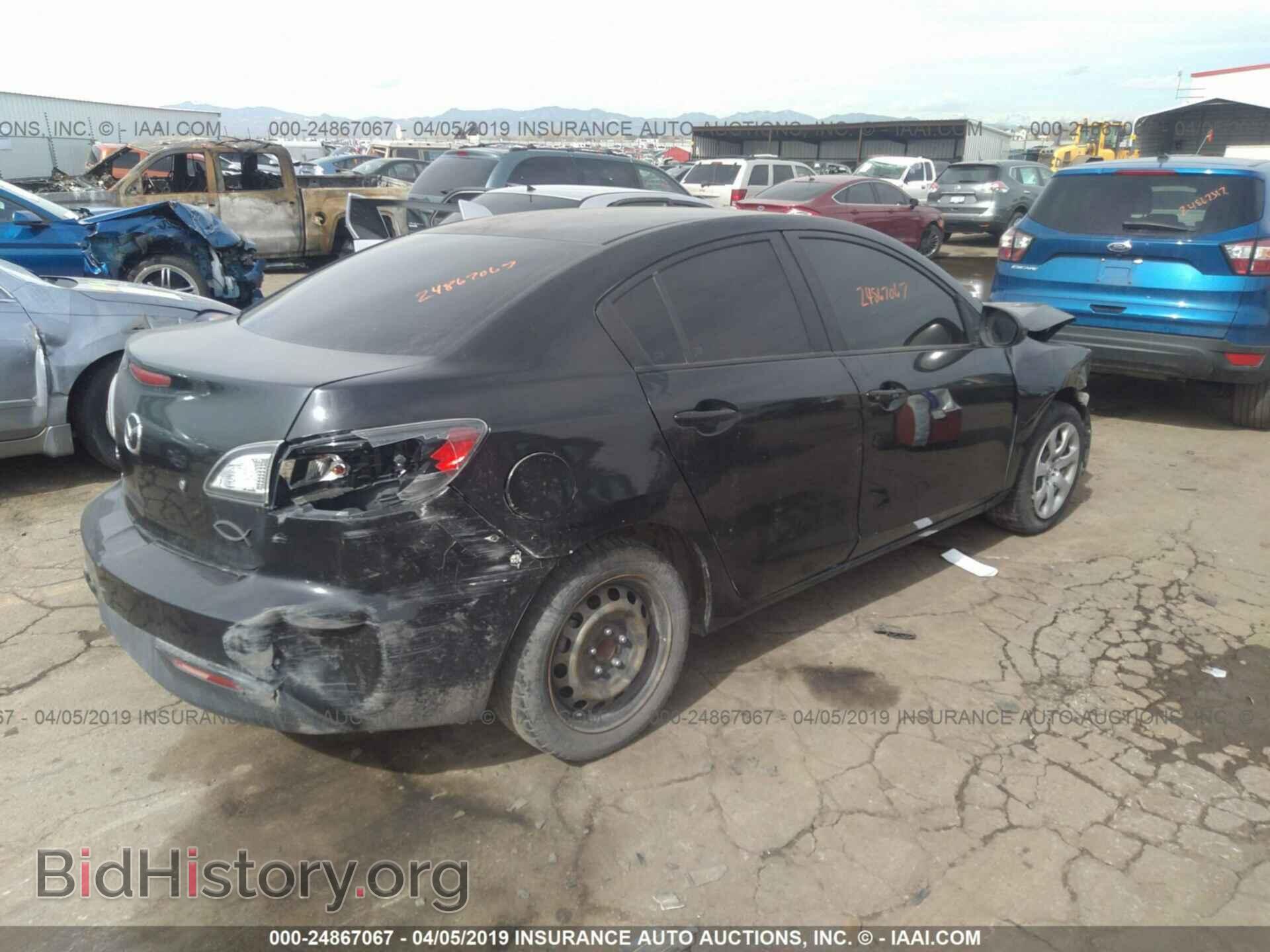 2011 MAZDA 3 - VIN: JM1BL1UG4B1422086 - Photo 4