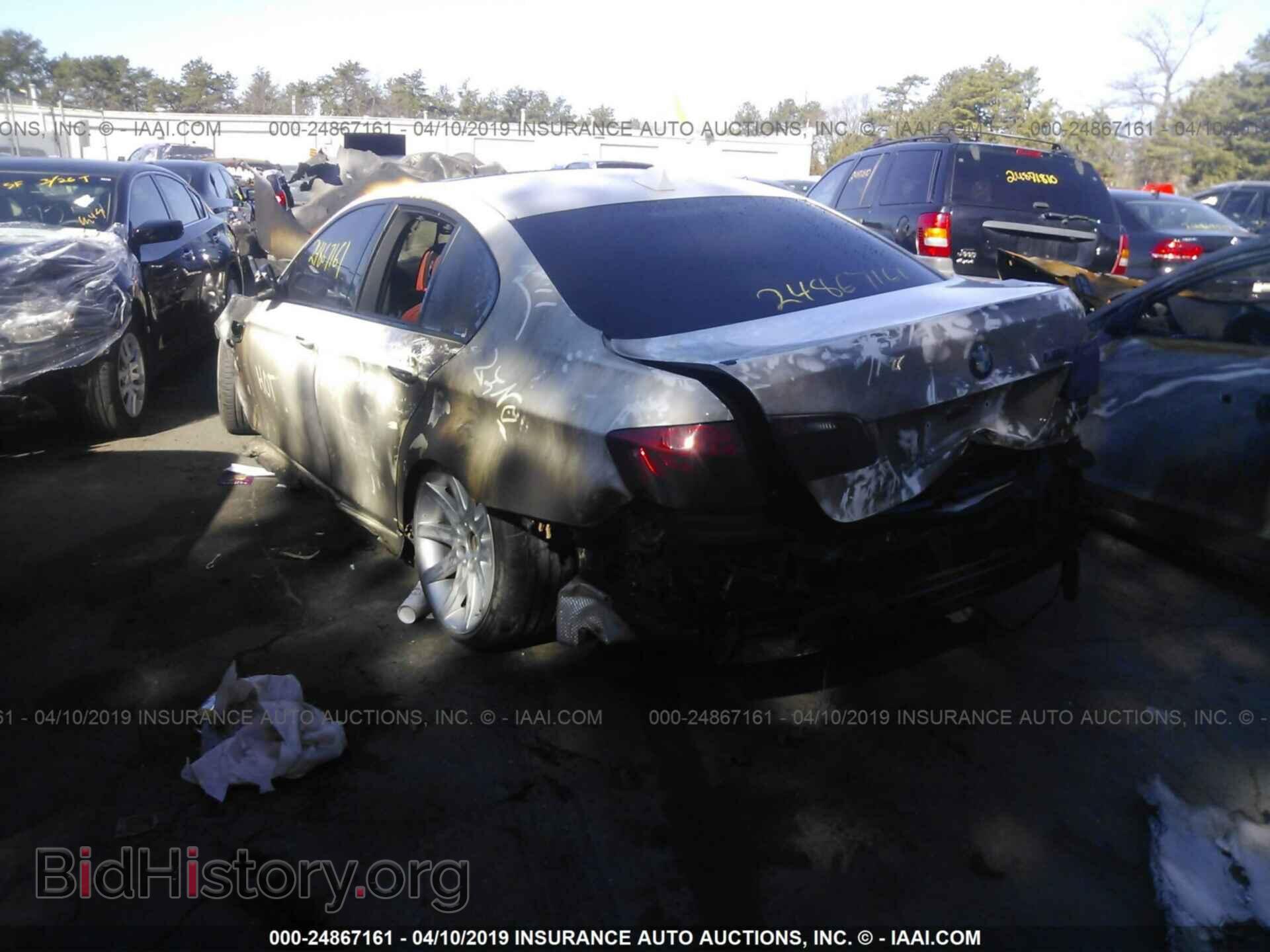 2015 BMW M5 - VIN: WBSFV9C5XFD594940 - Фото 3