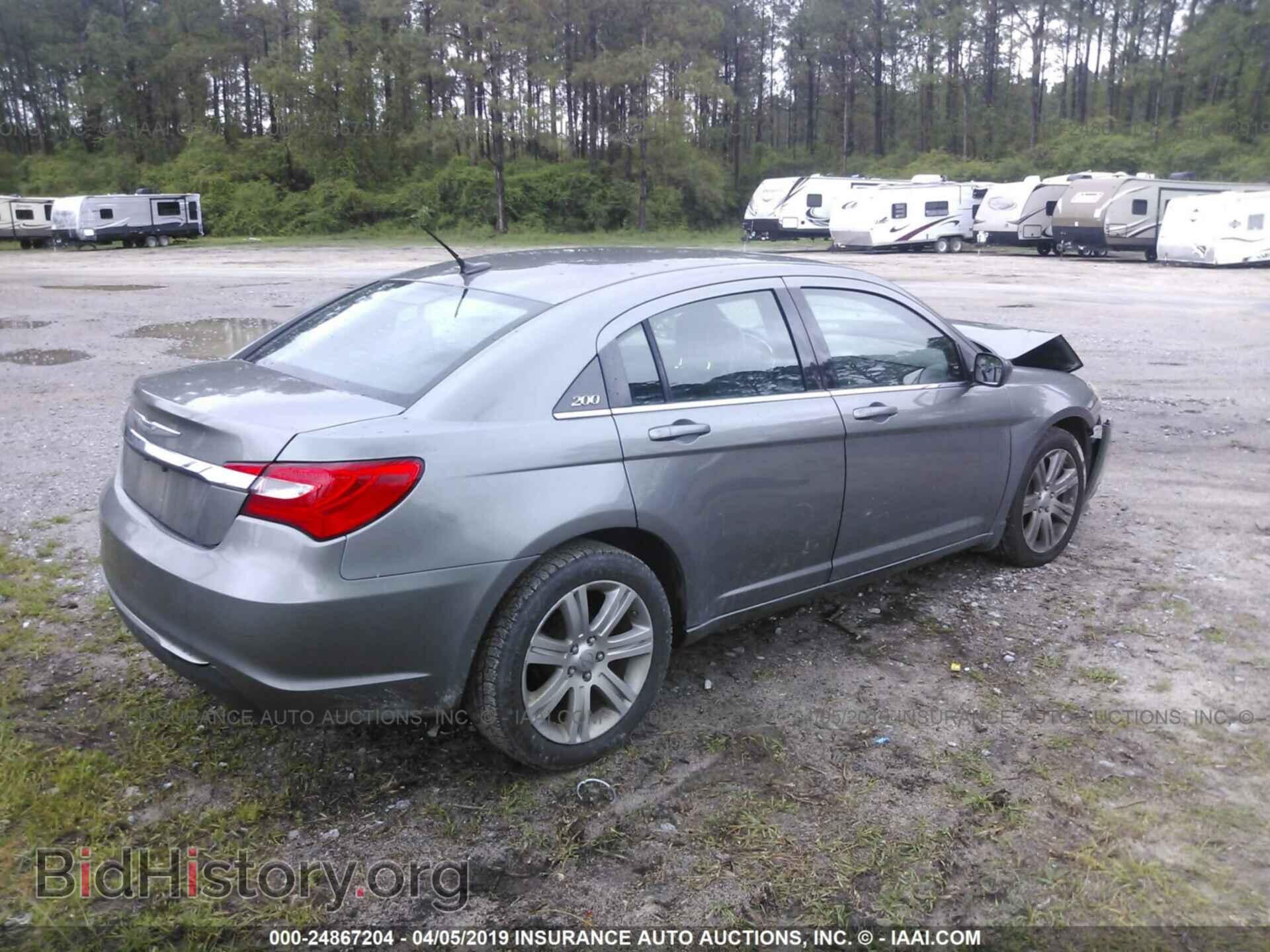 2013 CHRYSLER 200 - VIN: 1C3CCBAB0DN671357 - Photo 4