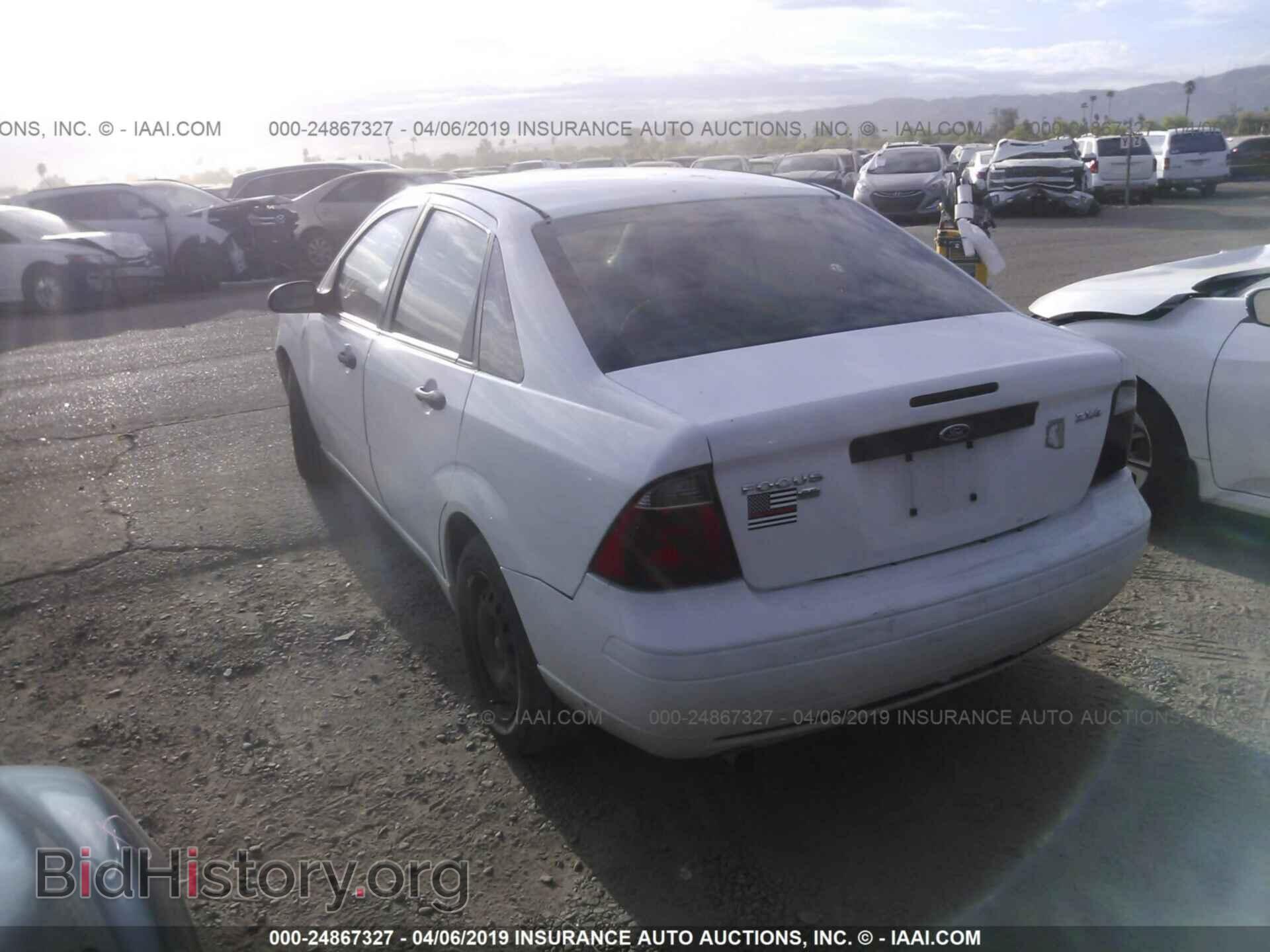 2005 FORD FOCUS - VIN: 1FAFP34NX5W317582 - Фото 3
