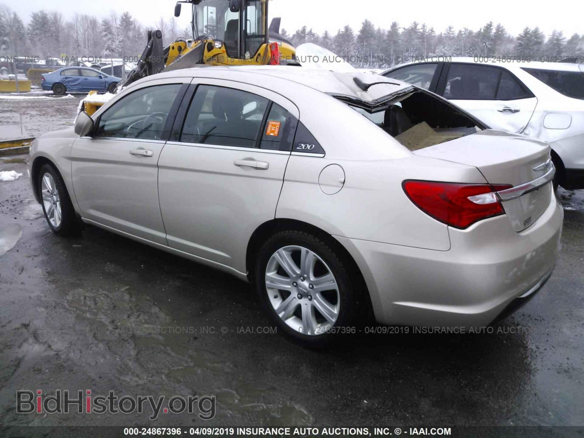 2013 CHRYSLER 200 - VIN: 1C3CCBAB0DN735865 - Photo 3