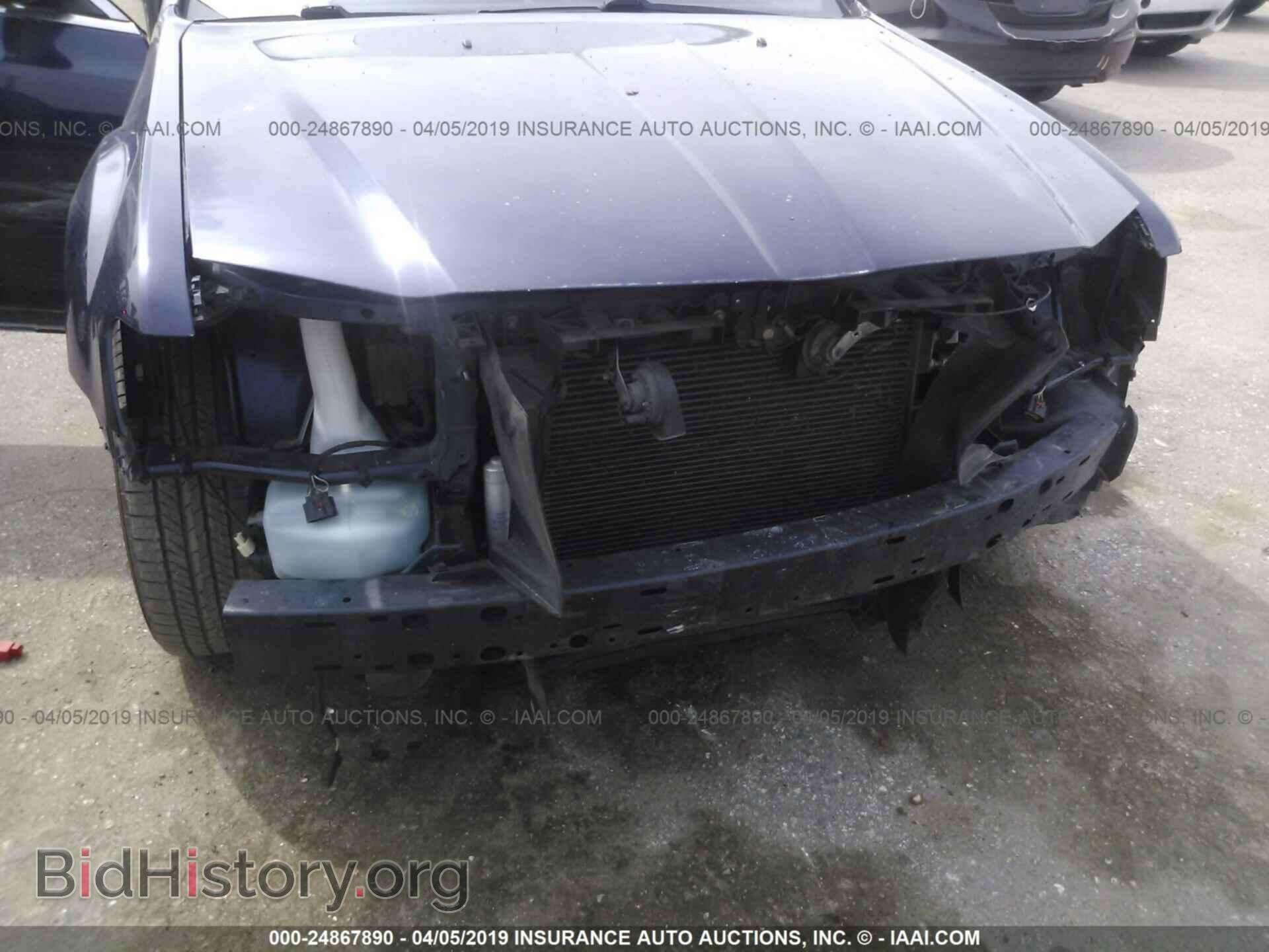 2013 CHRYSLER 300 - VIN: 2C3CCAAG9DH630756 - Фото 6