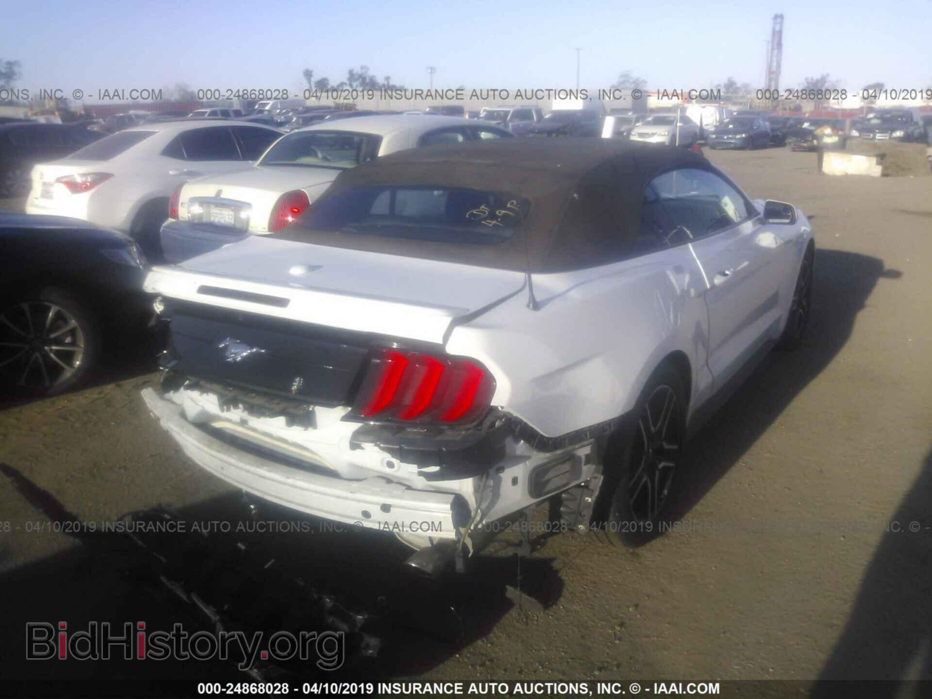 2018 FORD MUSTANG - VIN: 1FATP8UH7J5125062 - Фото 4