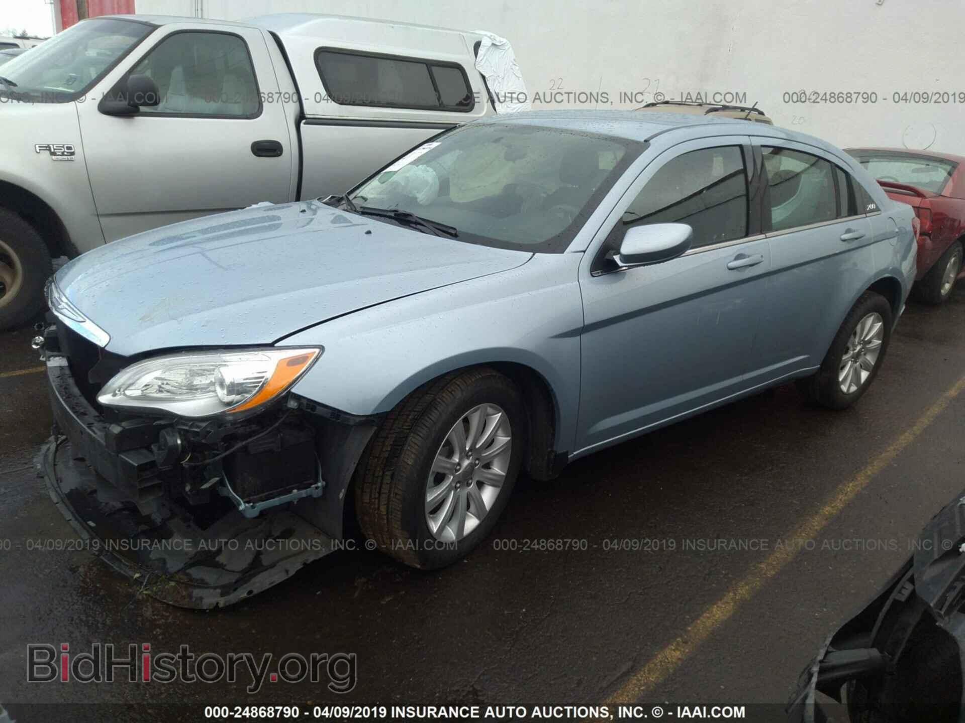 2013 CHRYSLER 200 - VIN: 1C3CCBBB3DN762539 - Photo 2