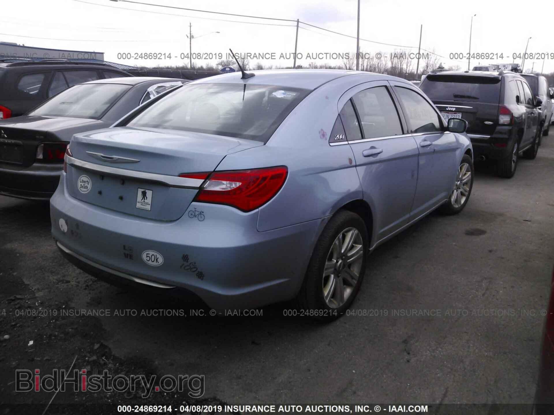 2012 CHRYSLER 200 - VIN: 1C3CCBBG8CN143607 - Фото 4