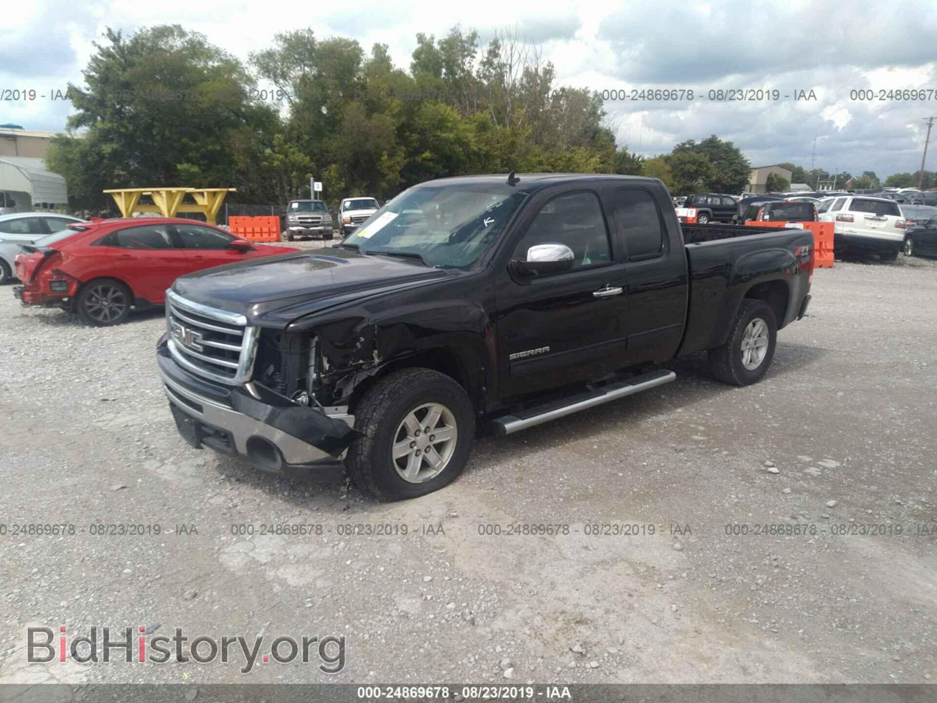 2013 GMC SIERRA - VIN: 1GTR2VE73DZ404707 - Фото 2