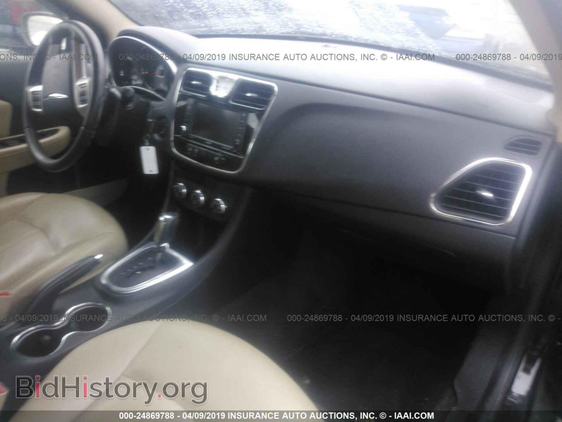 2012 CHRYSLER 200 - VIN: 1C3CCBCB3CN249496 - Фото 5