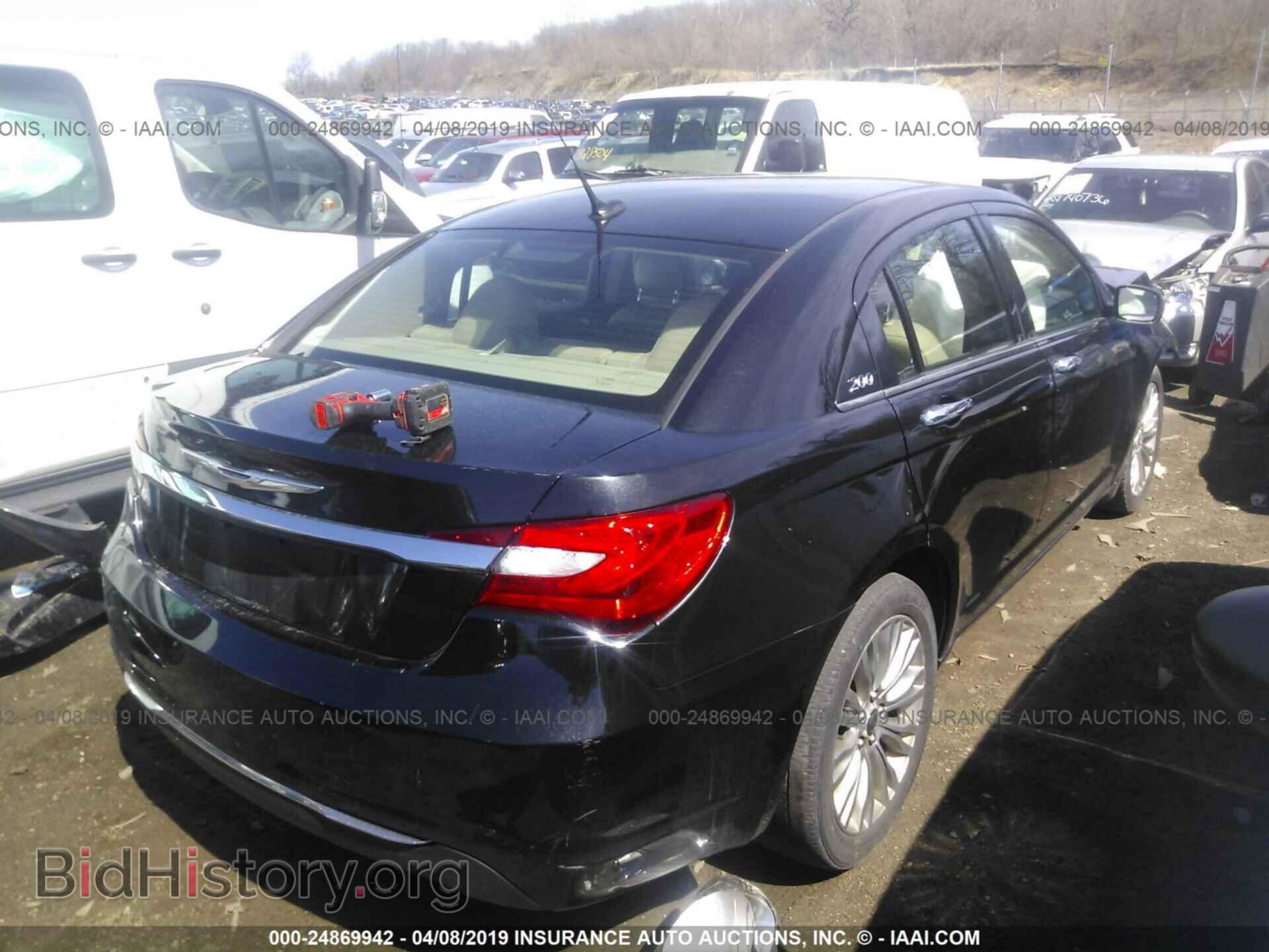 2011 CHRYSLER 200 - VIN: 1C3BC2FG3BN504908 - Фото 4