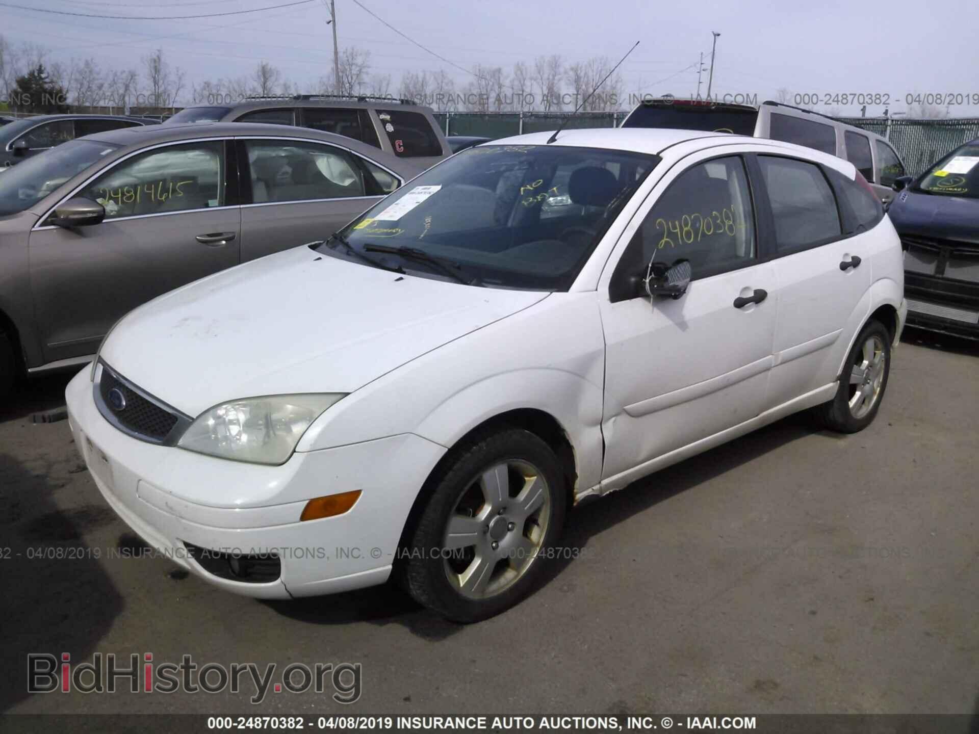 2007 FORD FOCUS - VIN: 1FAHP37N07W173855 - Фото 2