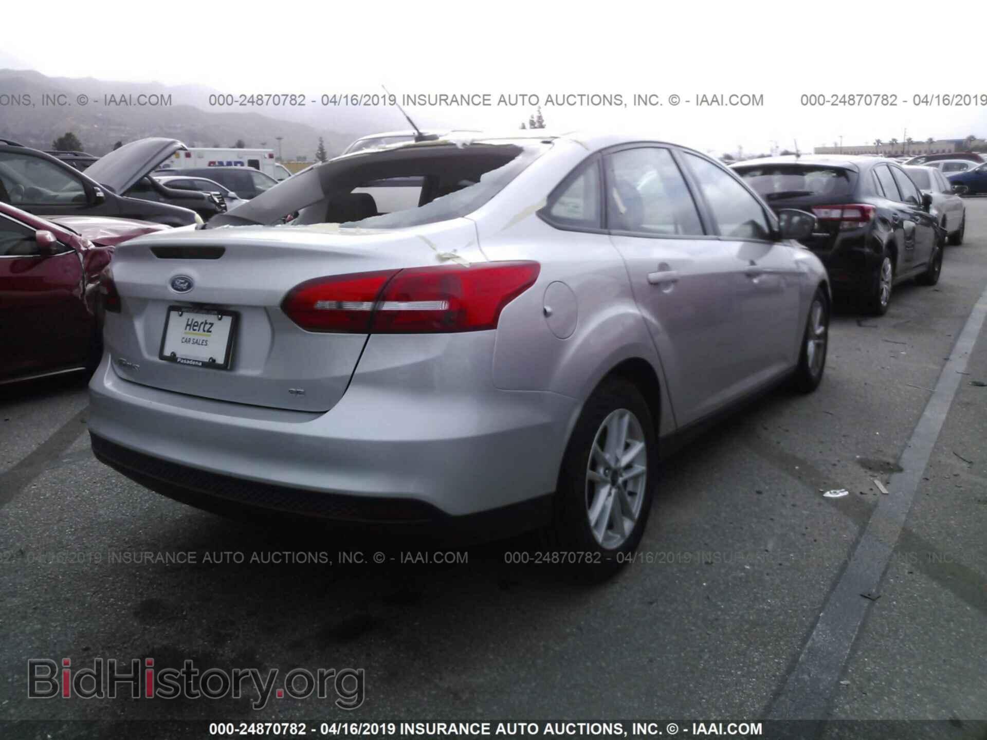 2017 FORD FOCUS - VIN: 1FADP3F24HL300132 - Фото 4