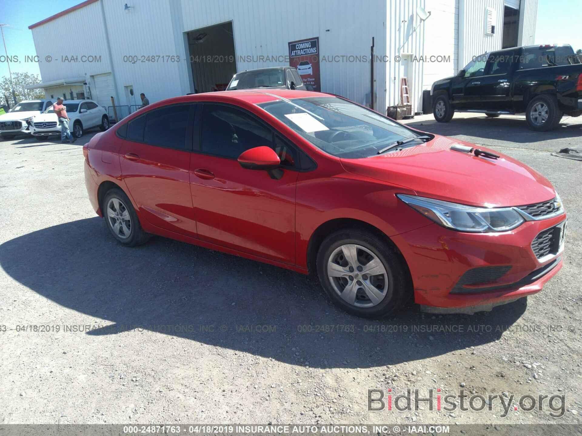 Photo 1G1BC5SM6H7233602 - CHEVROLET CRUZE 2017