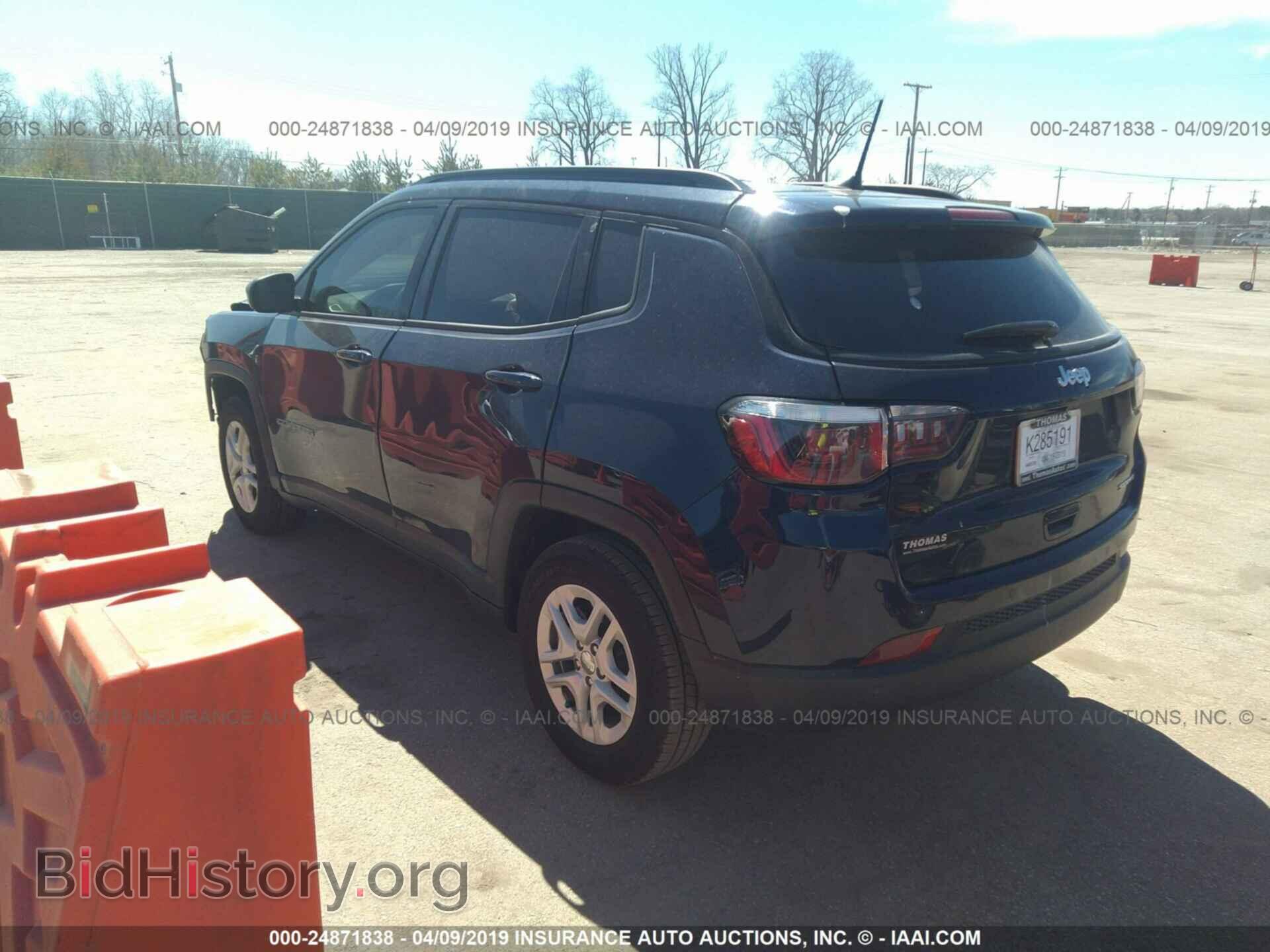 2018 JEEP COMPASS - VIN: 3C4NJCAB0JT420544 - Фото 3