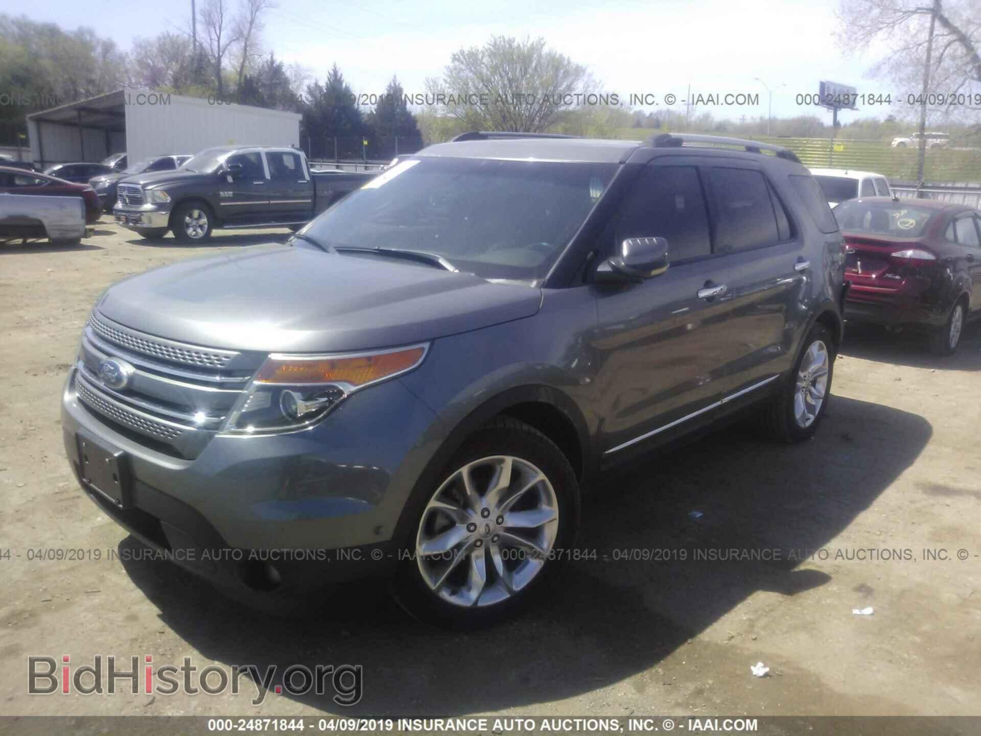 2011 FORD EXPLORER - VIN: 1FMHK8F82BGA92808 - Фото 2