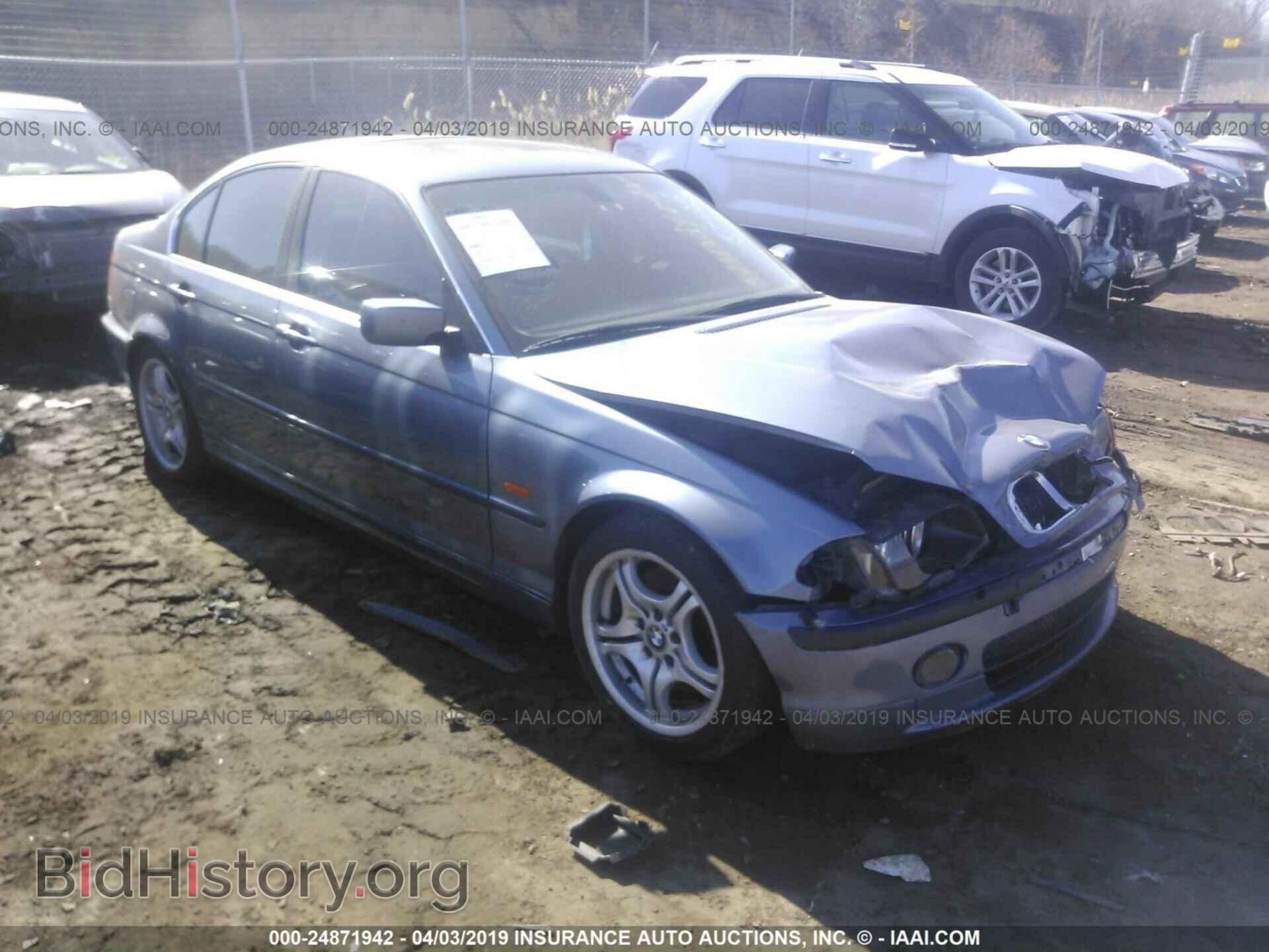 Photo WBAAV534X1FJ71643 - BMW 330 2001