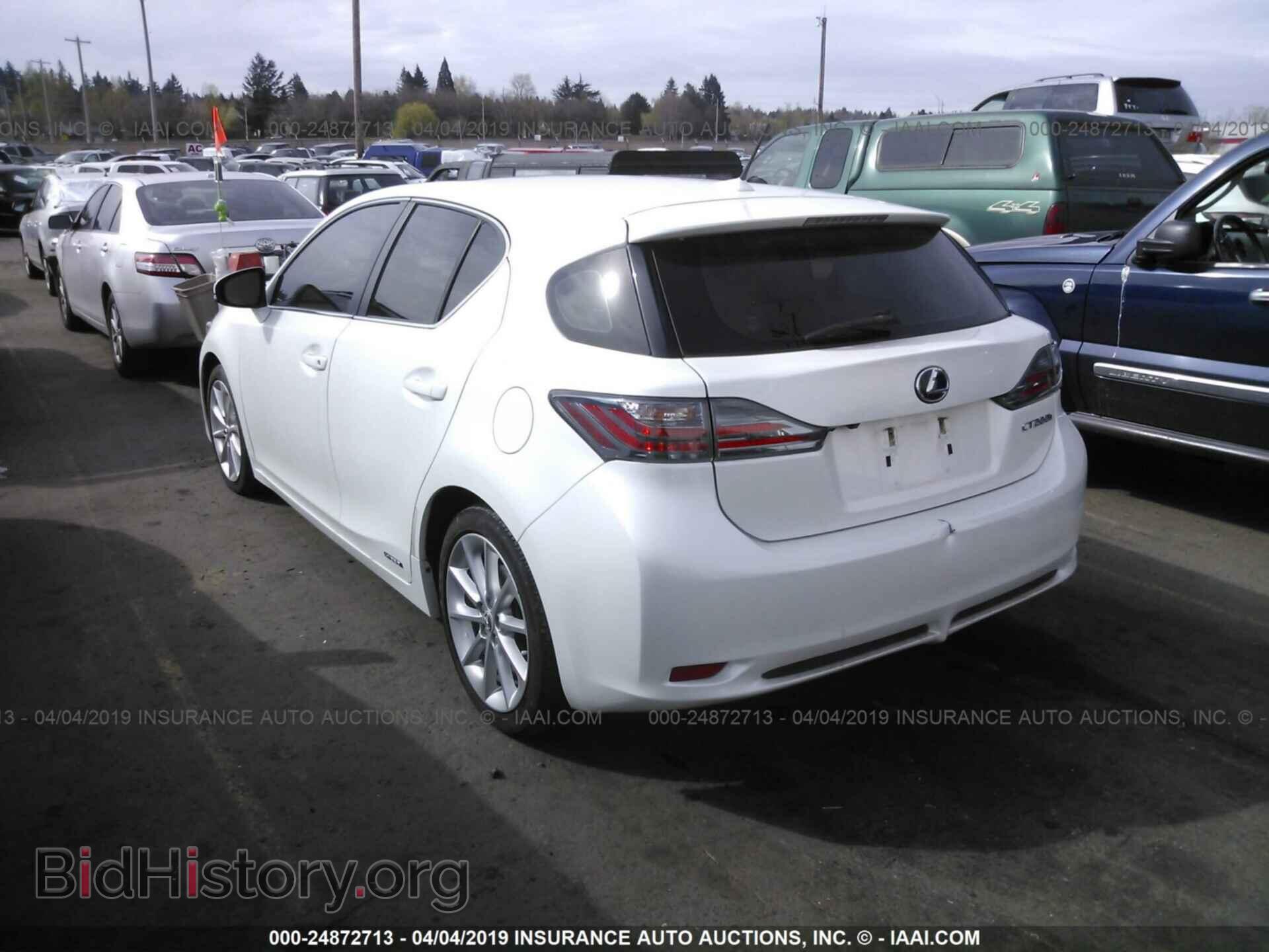 2011 LEXUS CT - VIN: JTHKD5BH8B2005997 - Photo 3