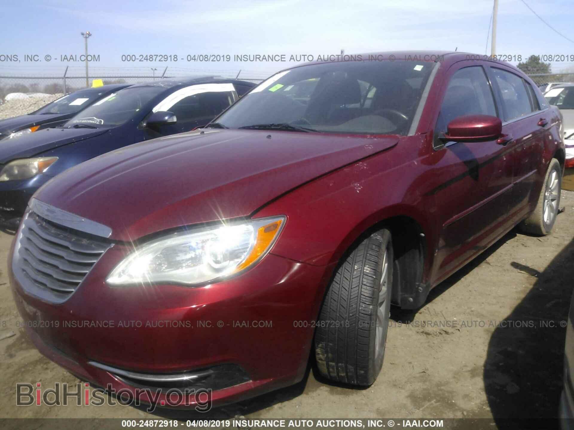 2013 CHRYSLER 200 - VIN: 1C3CCBBB2DN732934 - Фото 2