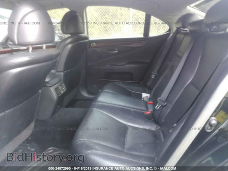 2010 Lexus LS (VIN JTHCL5EF1A5005984) — фото 8 из 10