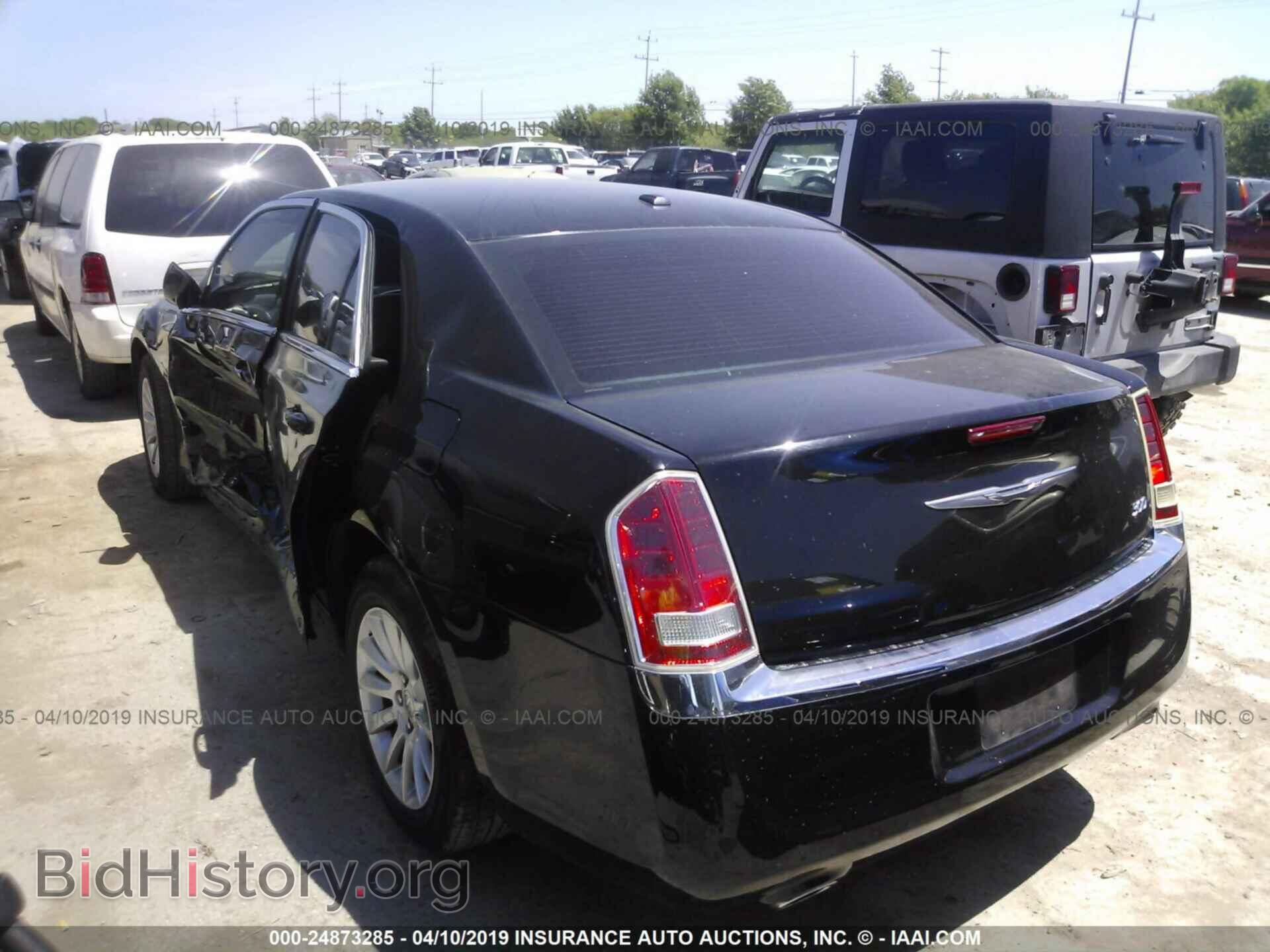 2013 CHRYSLER 300 - VIN: 2C3CCAAG3DH577651 - Photo 3