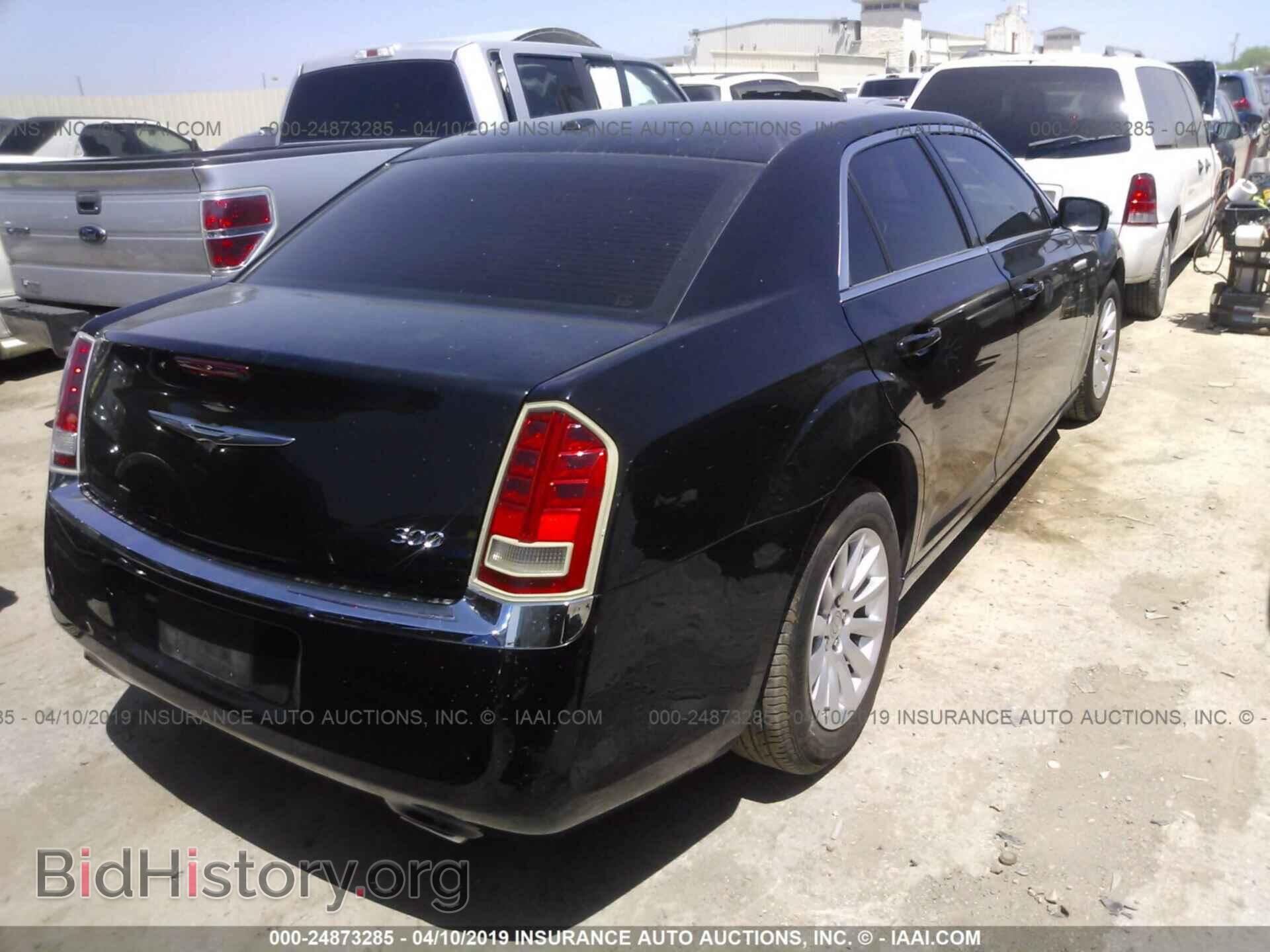 2013 CHRYSLER 300 - VIN: 2C3CCAAG3DH577651 - Photo 4