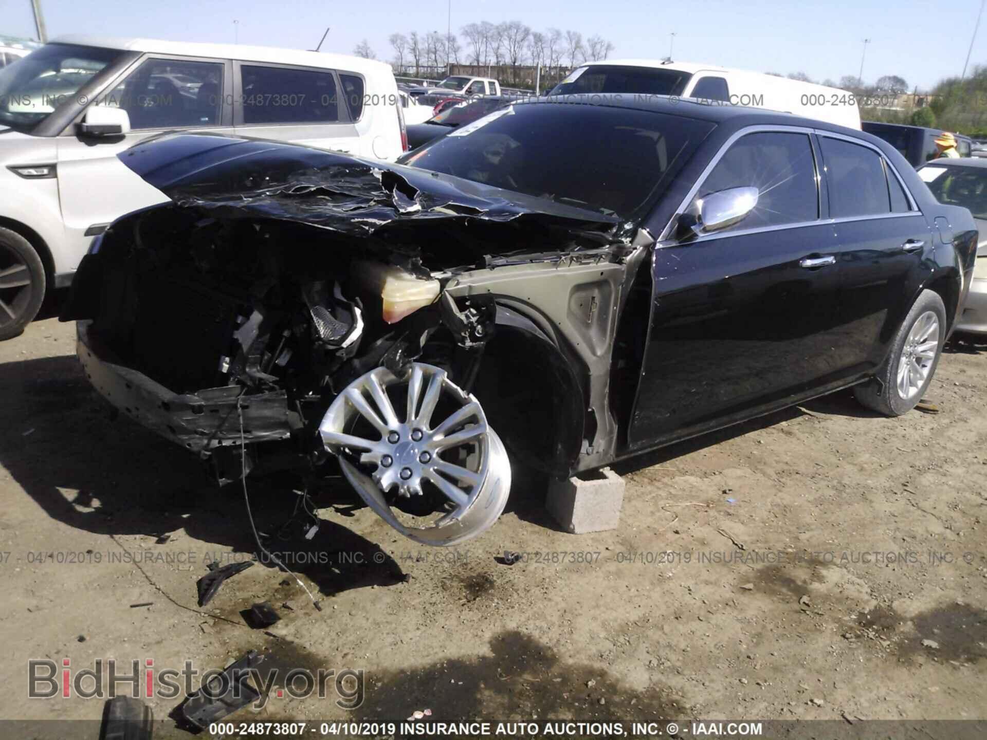 2016 CHRYSLER 300C - VIN: 2C3CCAEG4GH277874 - Фото 2