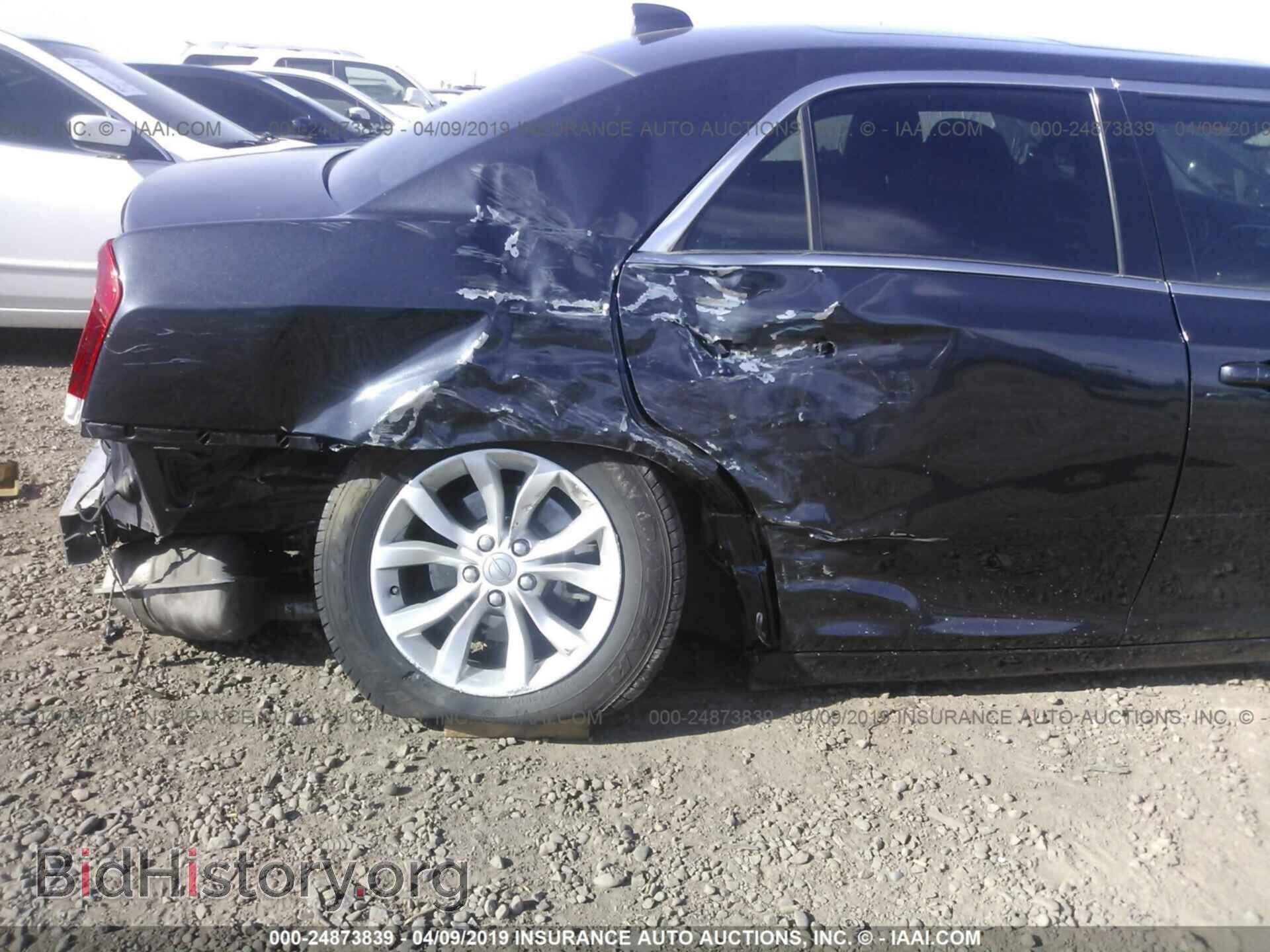 2016 CHRYSLER 300 - VIN: 2C3CCAAG3GH243270 - Фото 6