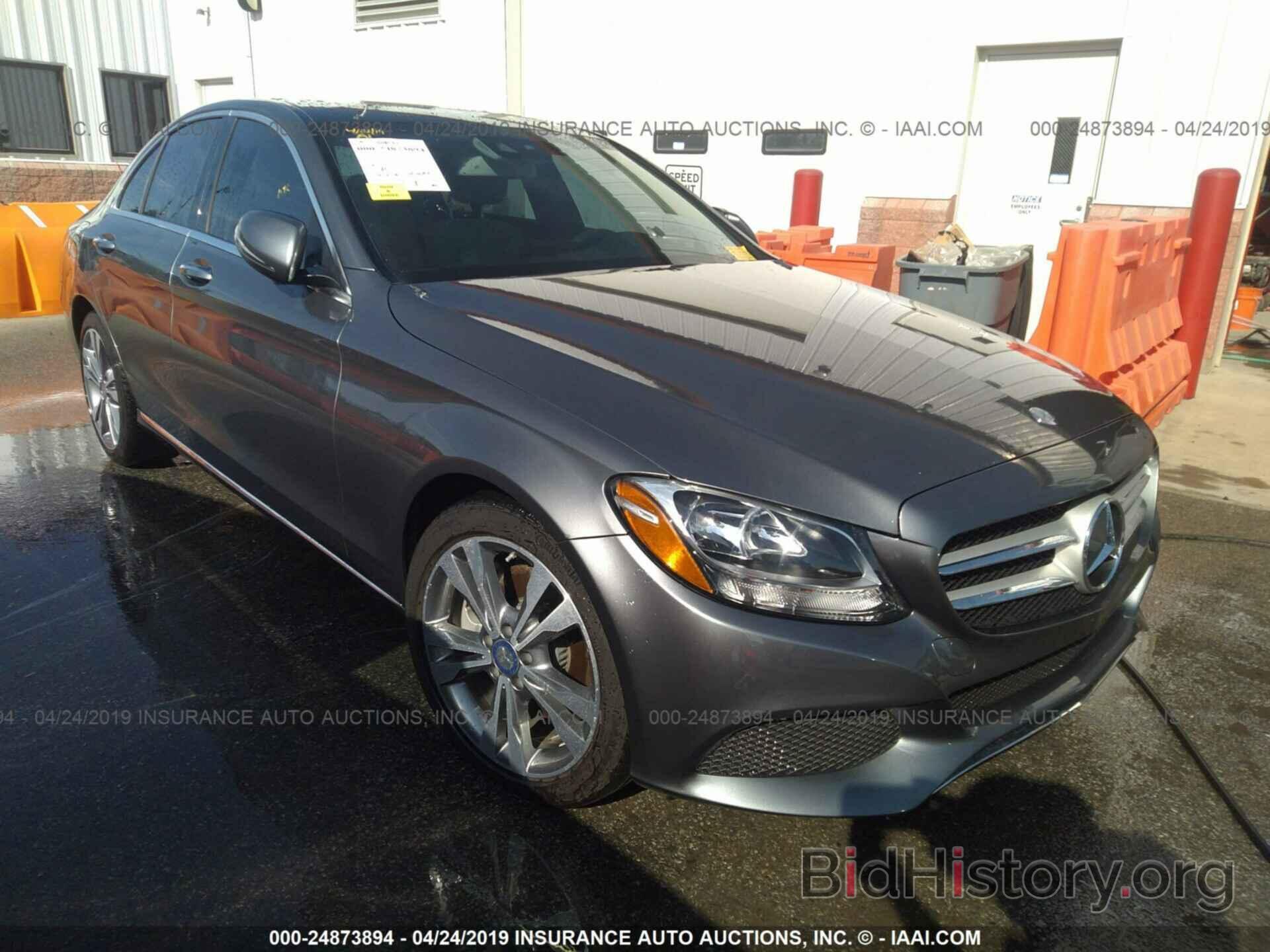 Photo WDDWF4JB4HR255649 - MERCEDES-BENZ C 2017