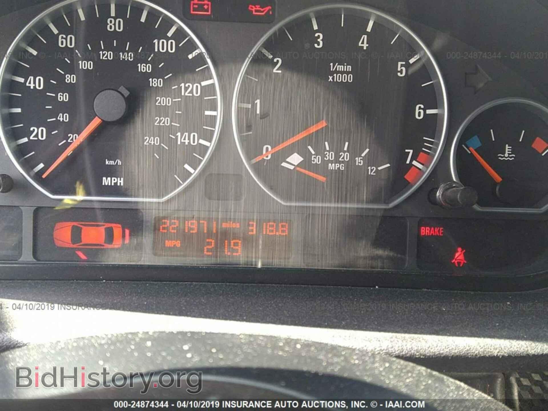 2005 BMW 330 - VIN: WBAEV53415KM08888 - Фото 7