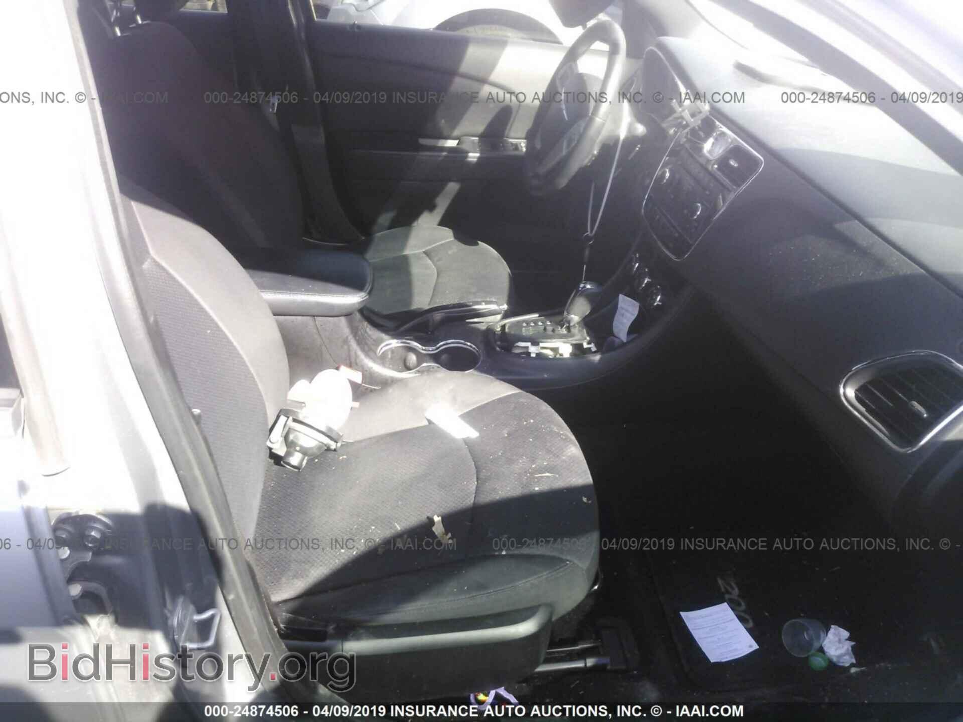 2014 CHRYSLER 200 - VIN: 1C3CCBBB3EN117889 - Фото 5