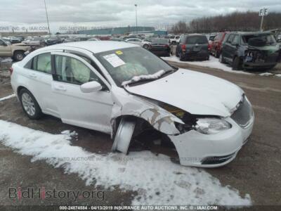 2012 Chrysler 200 Touring, белый — VIN 1C3CCBBG8CN329146, IAAI