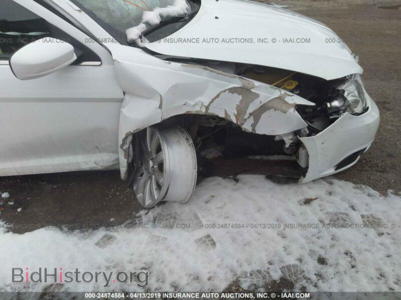 2012 Chrysler 200 (VIN 1C3CCBBG8CN329146) — photo 6 of 10