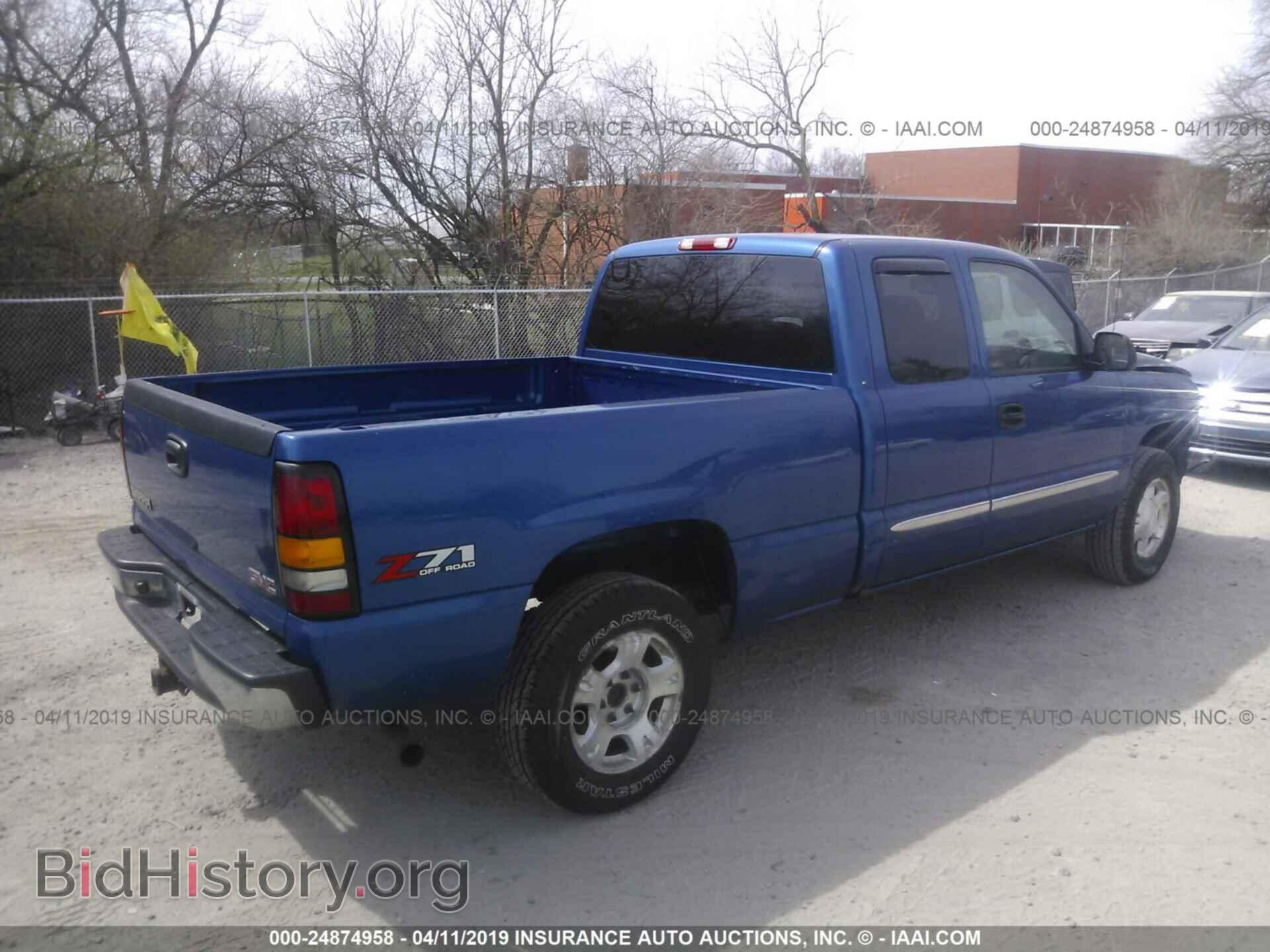 2004 GMC NEW SIERRA - VIN: 2GTEK19TX41257096 - Фото 4