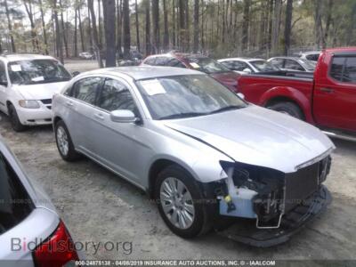 2012 Chrysler 200 LX, silver — VIN 1C3CCBAB5CN101286, IAAI