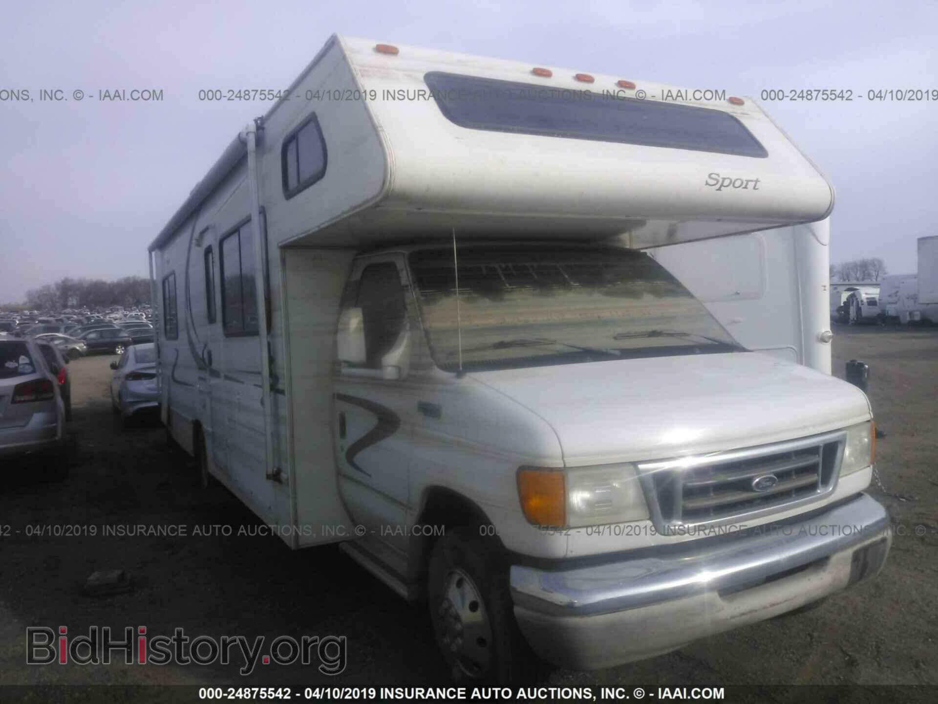 Photo 1FDXE45S43HA91972 - FORD ECONOLINE 2004
