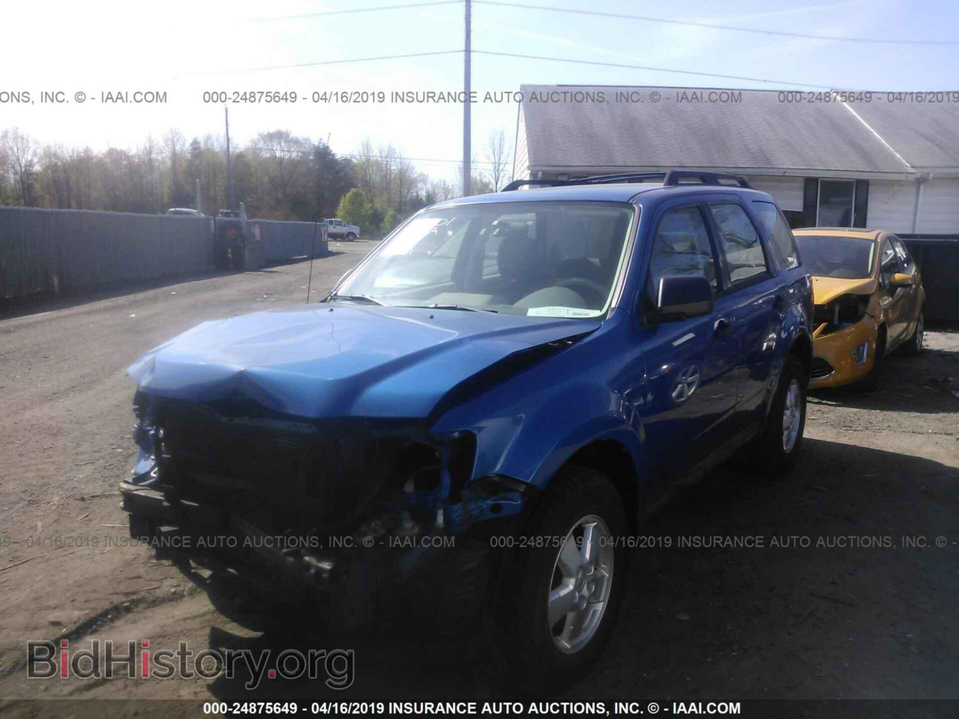 2011 FORD ESCAPE - VIN: 1FMCU9C79BKB63859 - Photo 2