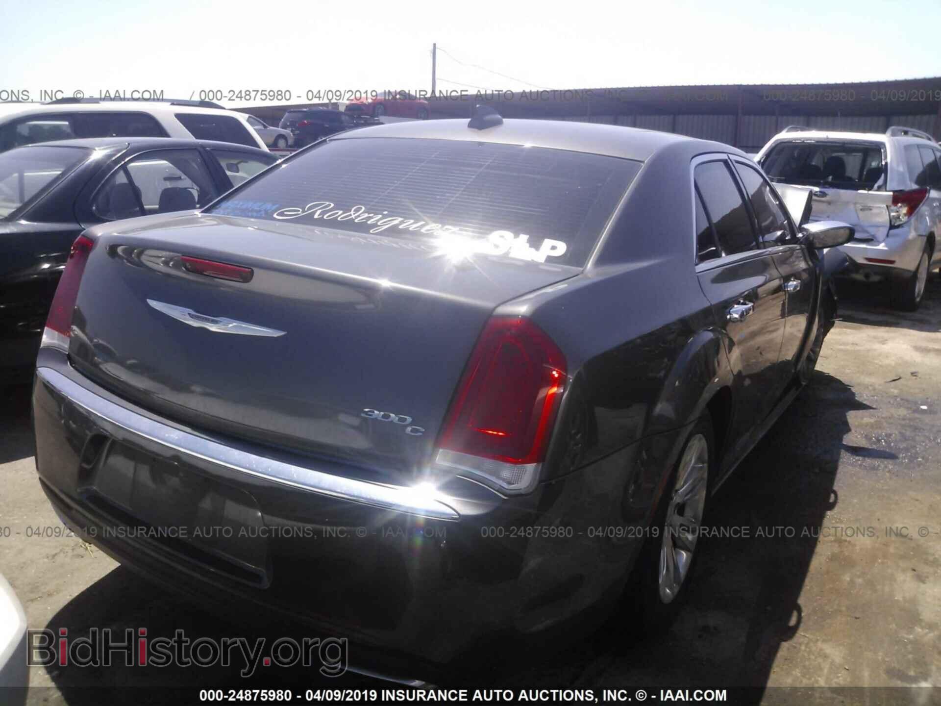 2015 CHRYSLER 300C - VIN: 2C3CCAEG4FH755323 - Фото 4