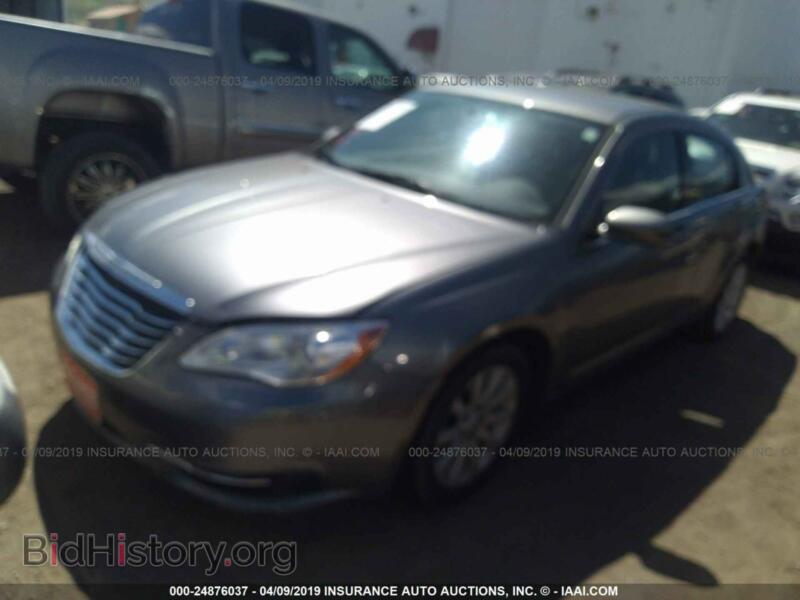 2012 Chrysler 200 (VIN 1C3CCBBB1CN113708) — photo 2 of 10