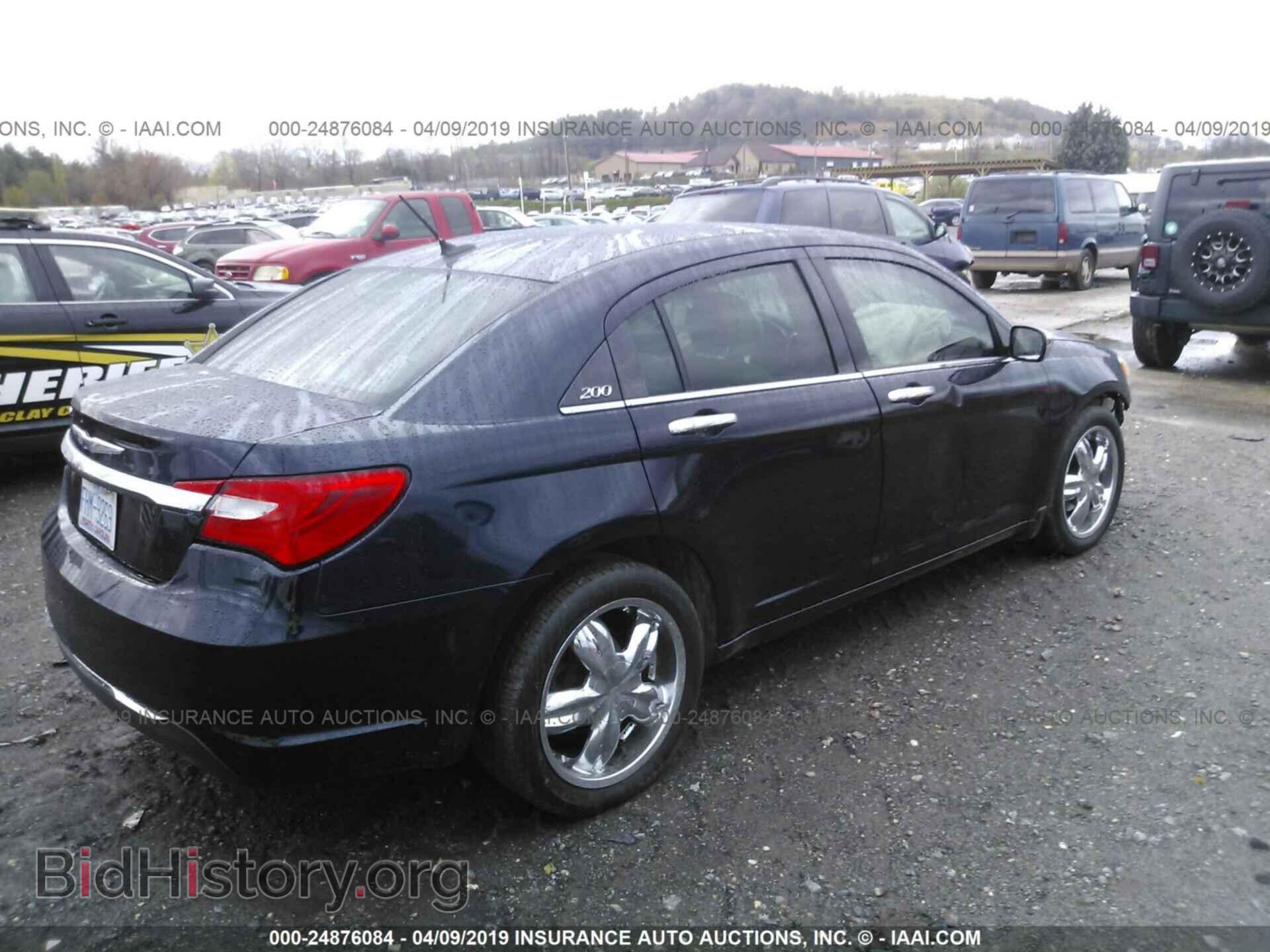 2011 CHRYSLER 200 - VIN: 1C3BC2FG7BN525471 - Photo 4