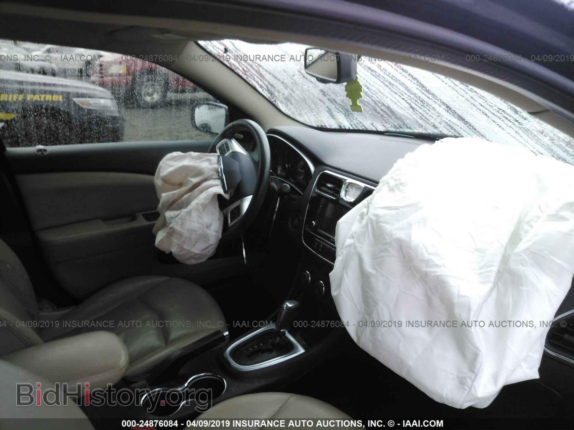 2011 CHRYSLER 200 - VIN: 1C3BC2FG7BN525471 - Photo 5